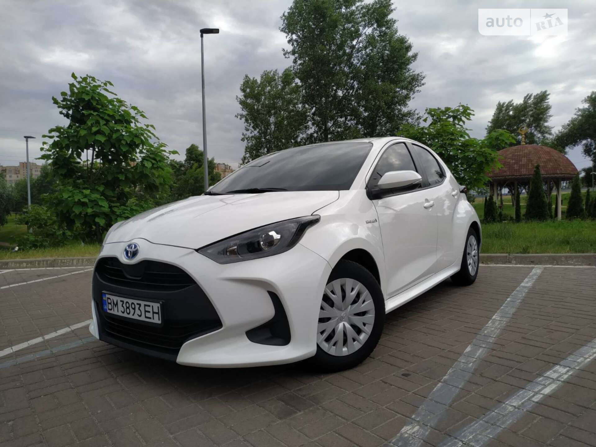 TOYOTA YARIS 2021