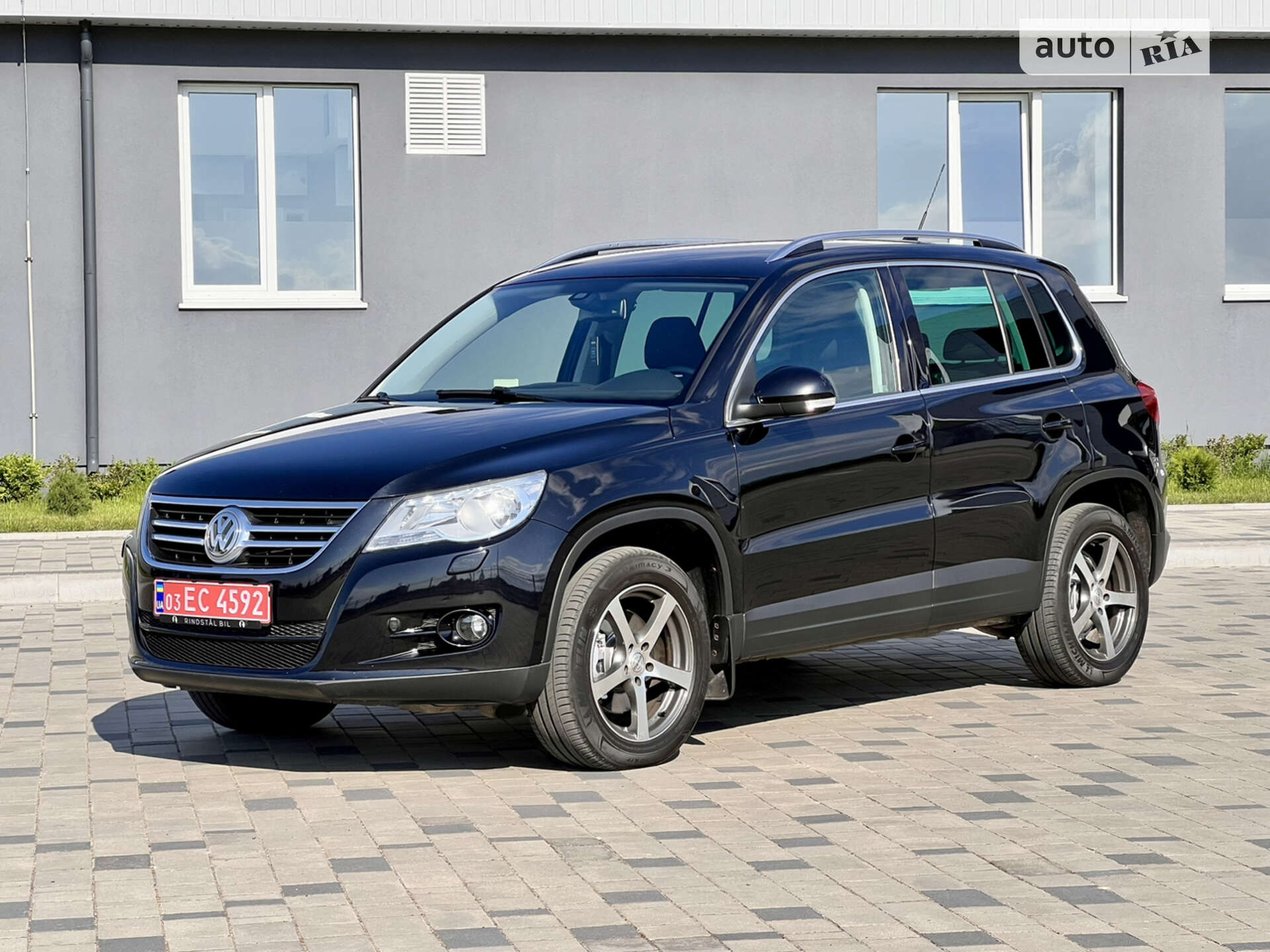 VOLKSWAGEN TIGUAN 2010