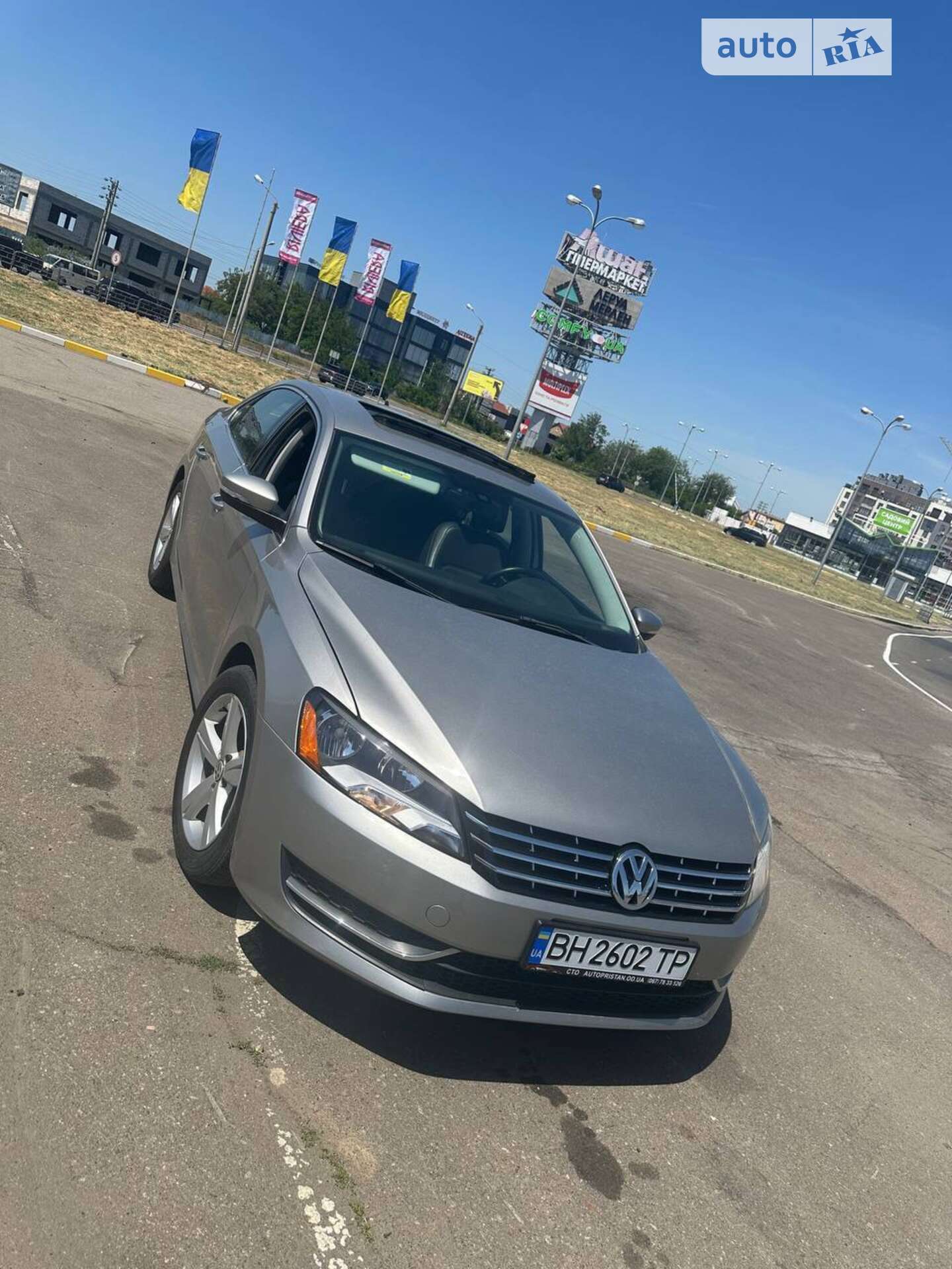 VOLKSWAGEN PASSAT 2013