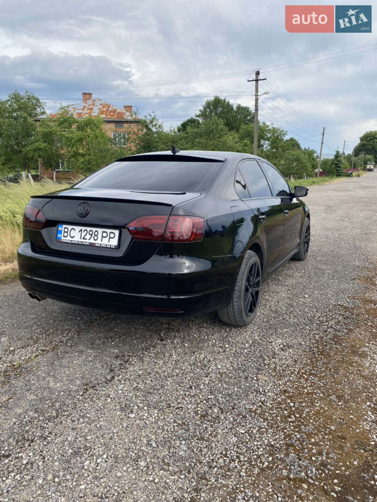 VOLKSWAGEN JETTA 2011