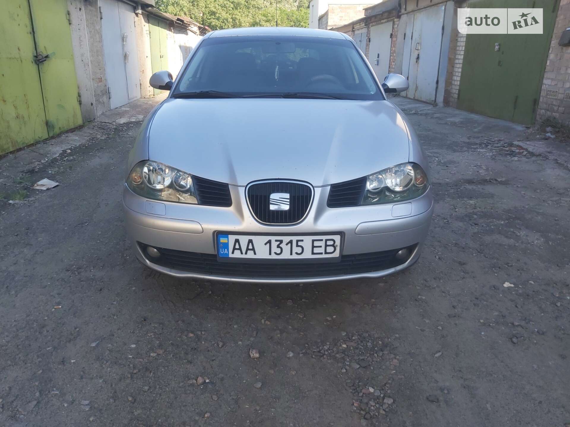 SEAT IBIZA 2004
