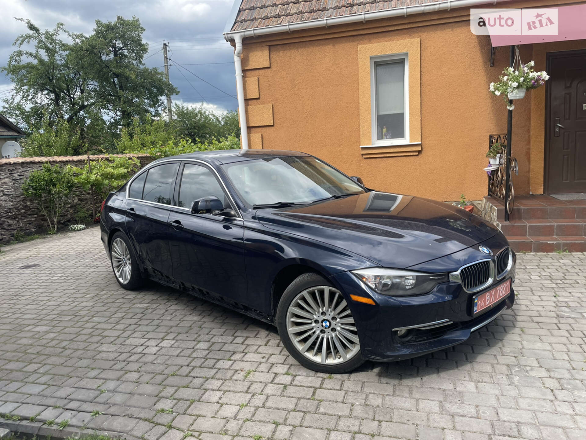 BMW 328I 2012