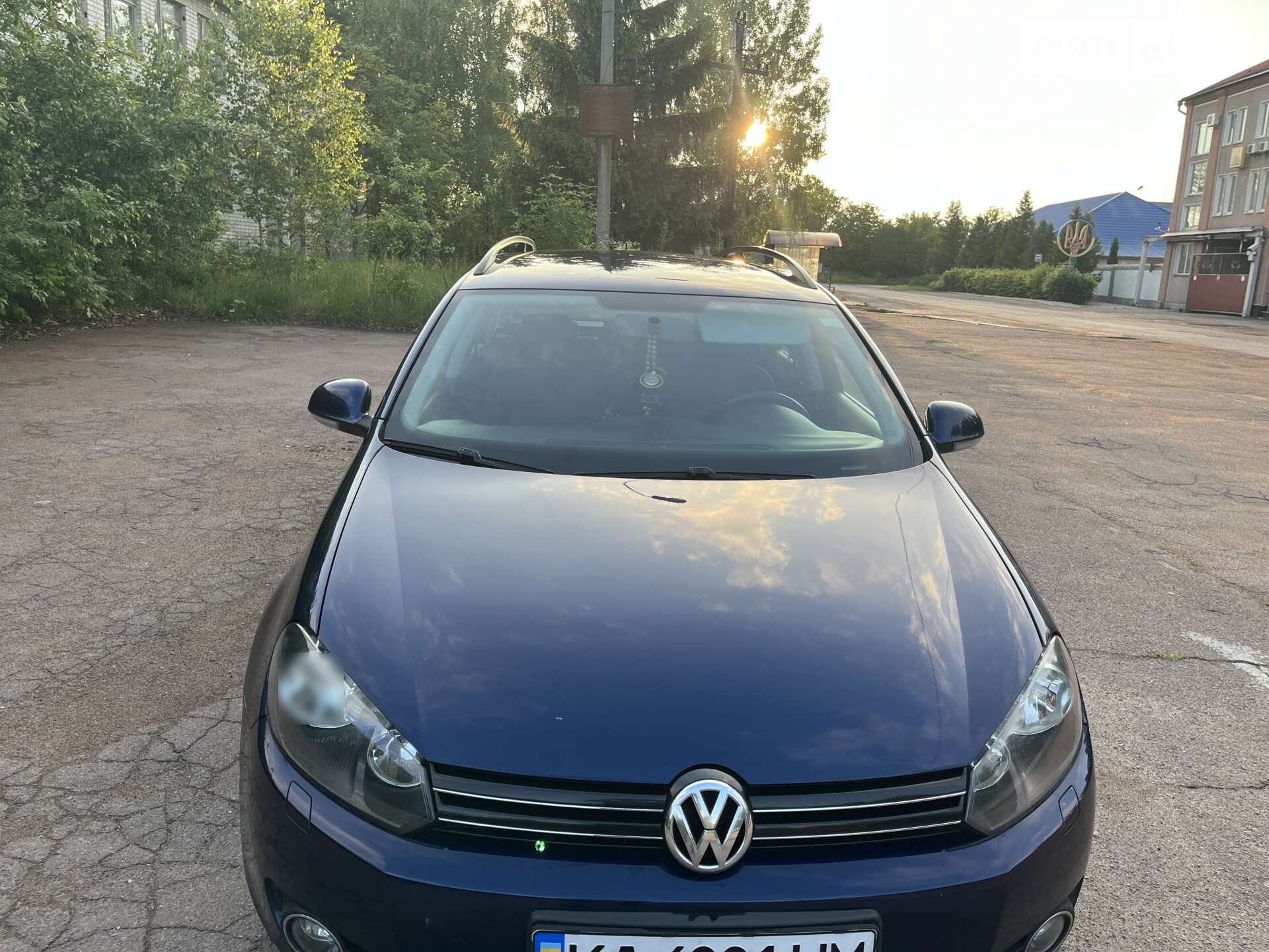 VOLKSWAGEN GOLF 2010