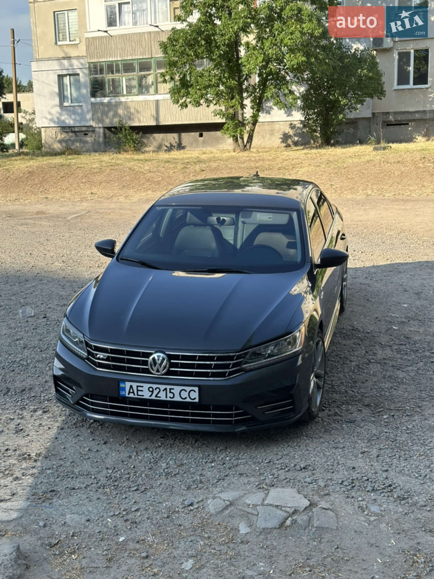 VOLKSWAGEN PASSAT 2017