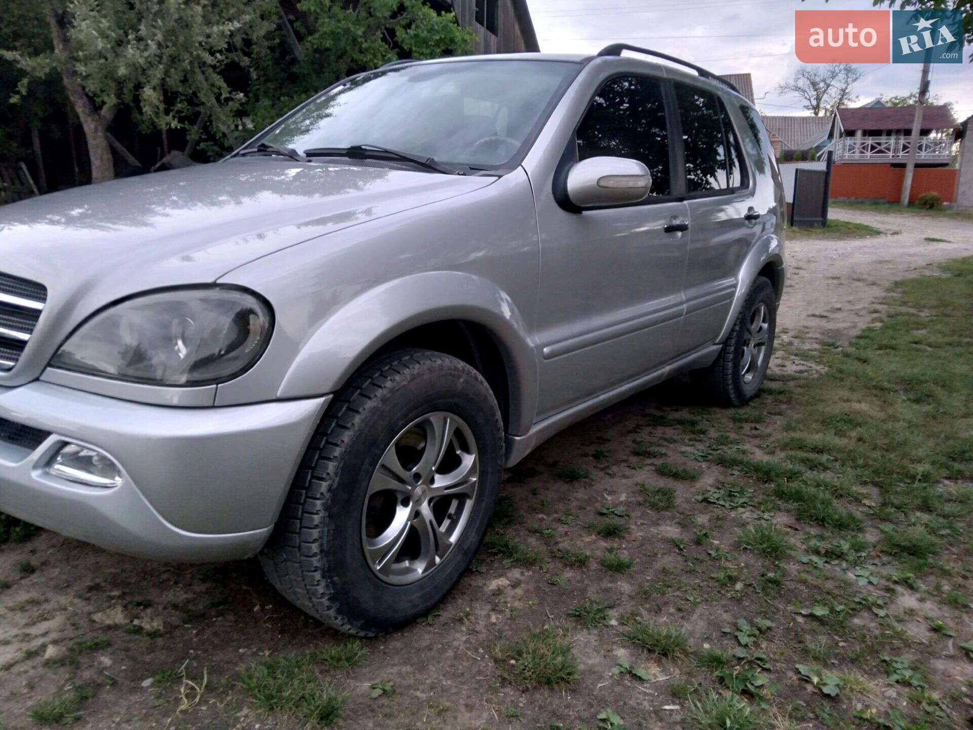 MERCEDES-BENZ ML 400 2002