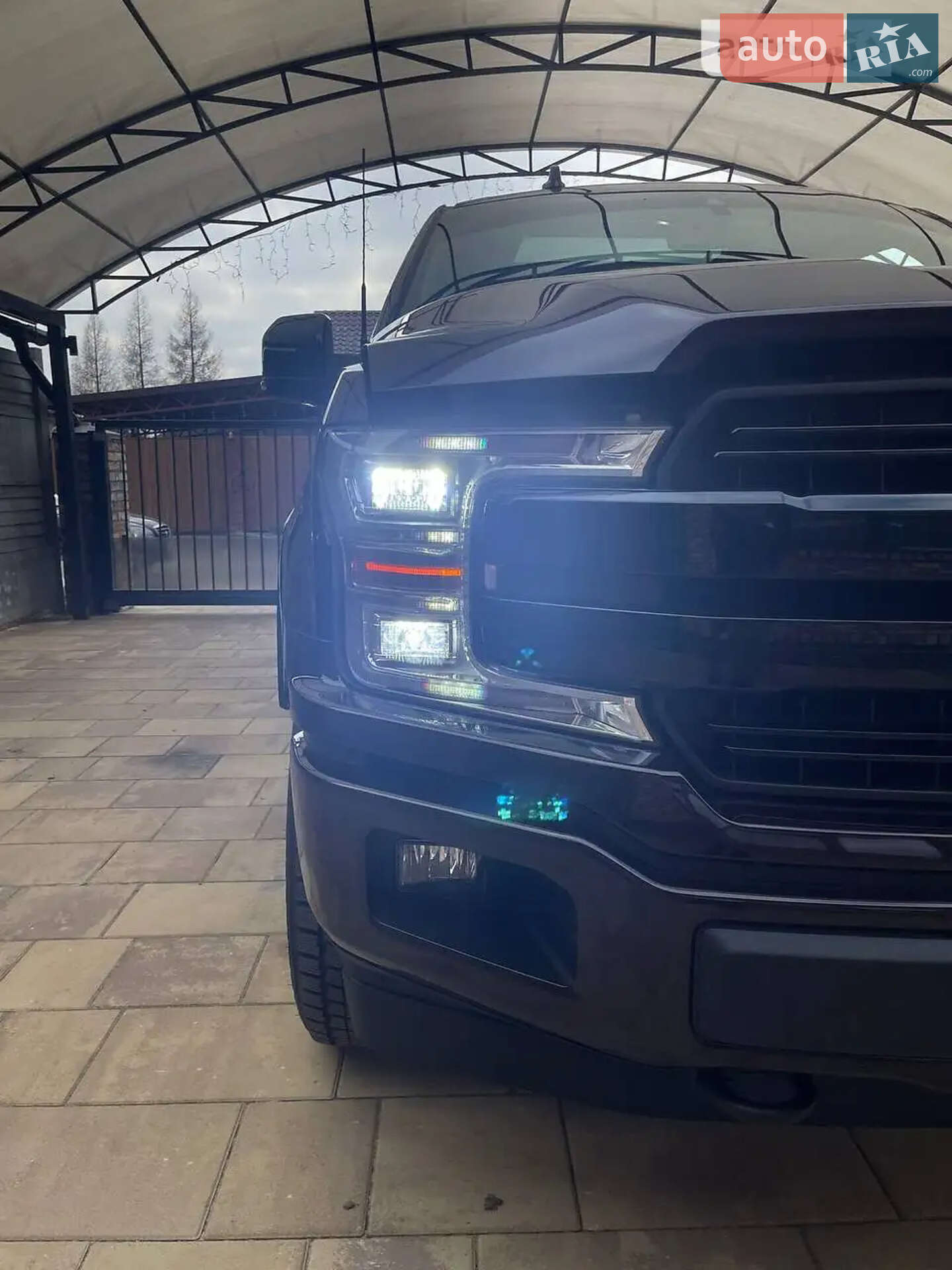Головне фото звіту автомобіля FORD F 150 2018