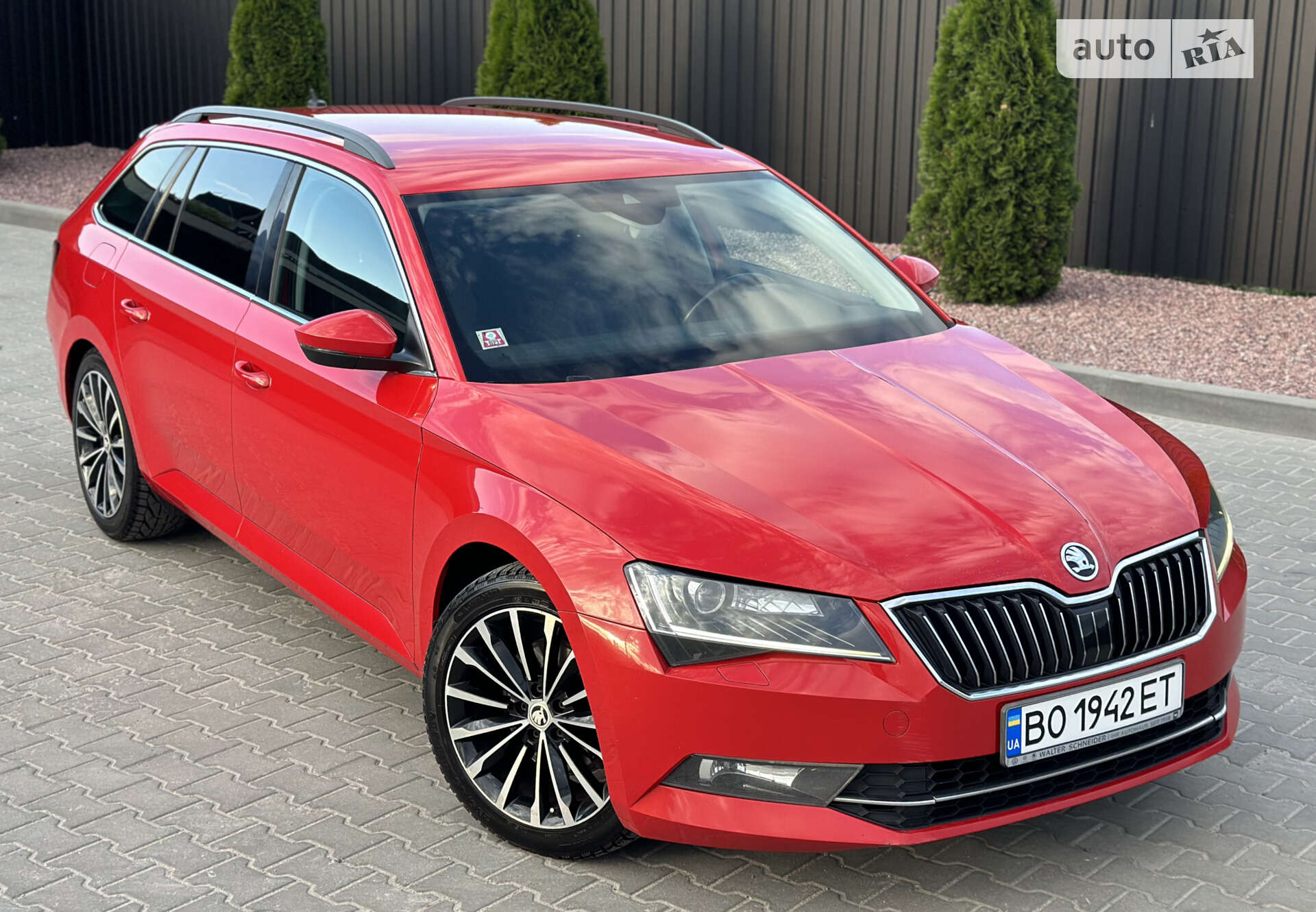 SKODA SUPERB 2016