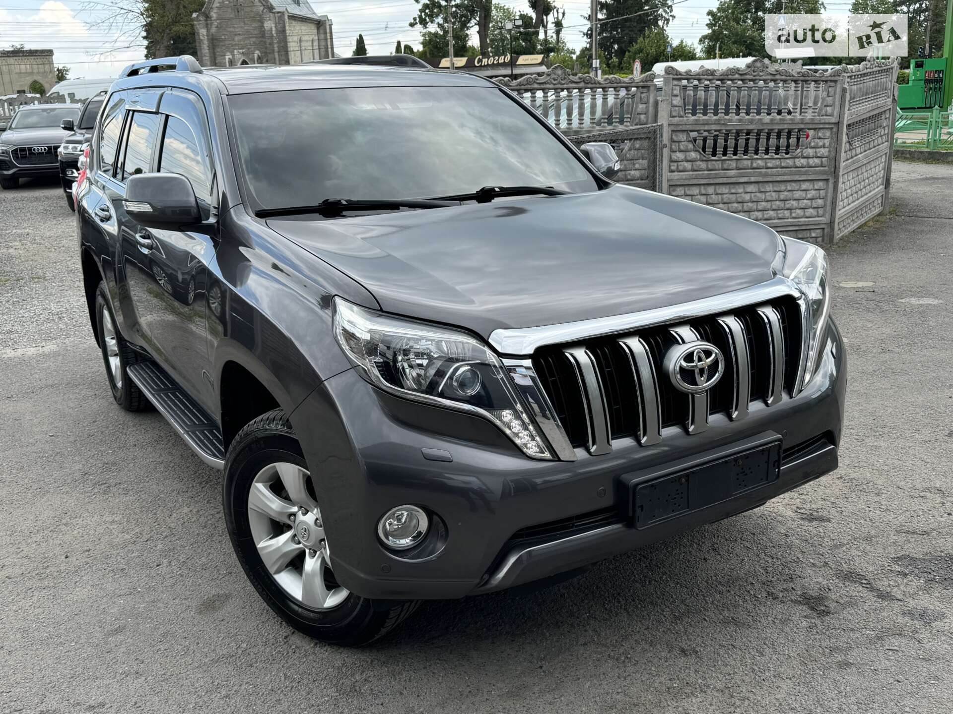 TOYOTA LAND CRUISER 150 2013