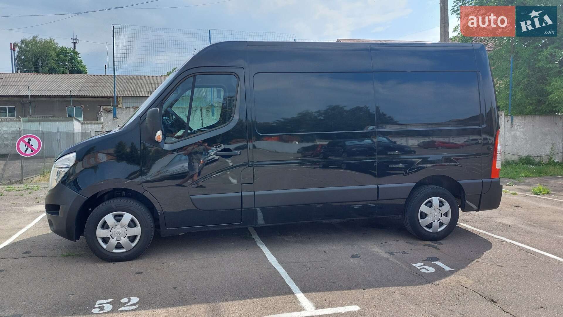 NISSAN NV 400 2017