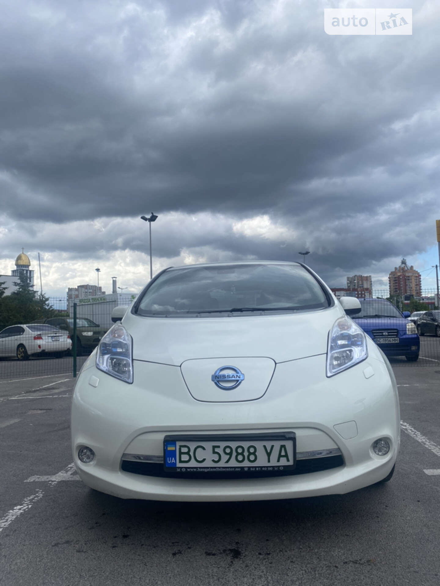 NISSAN LEAF 2012