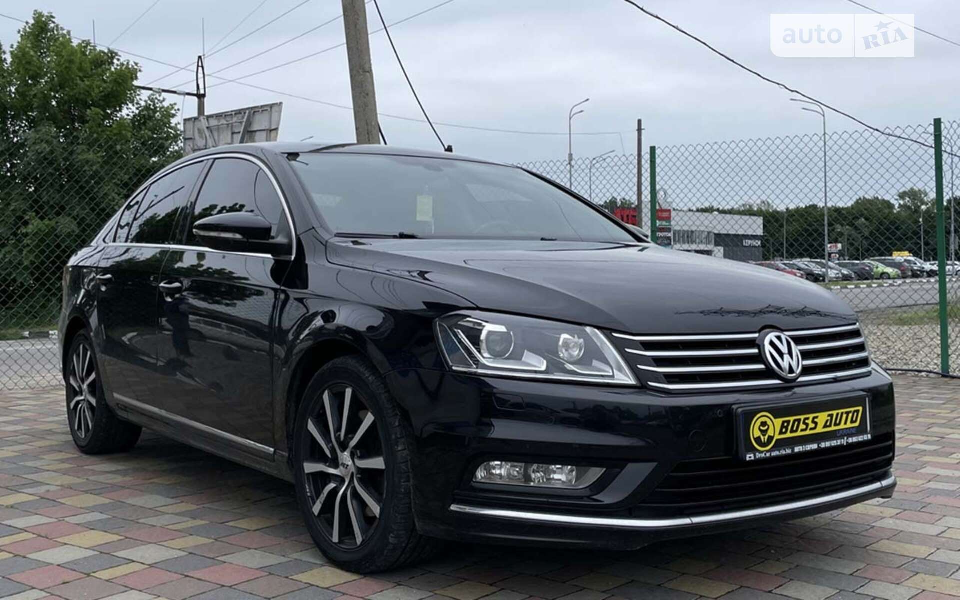 VOLKSWAGEN PASSAT 2014