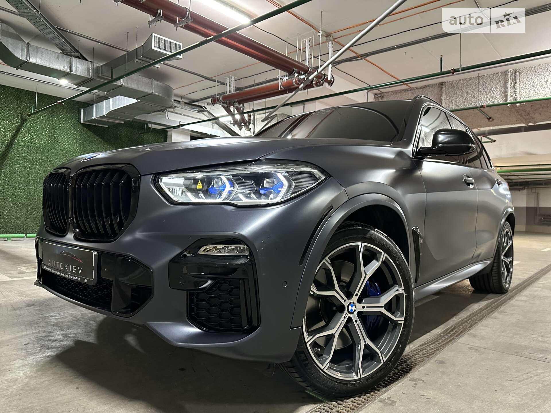 Головне фото звіту автомобіля BMW X5 M50I 2019