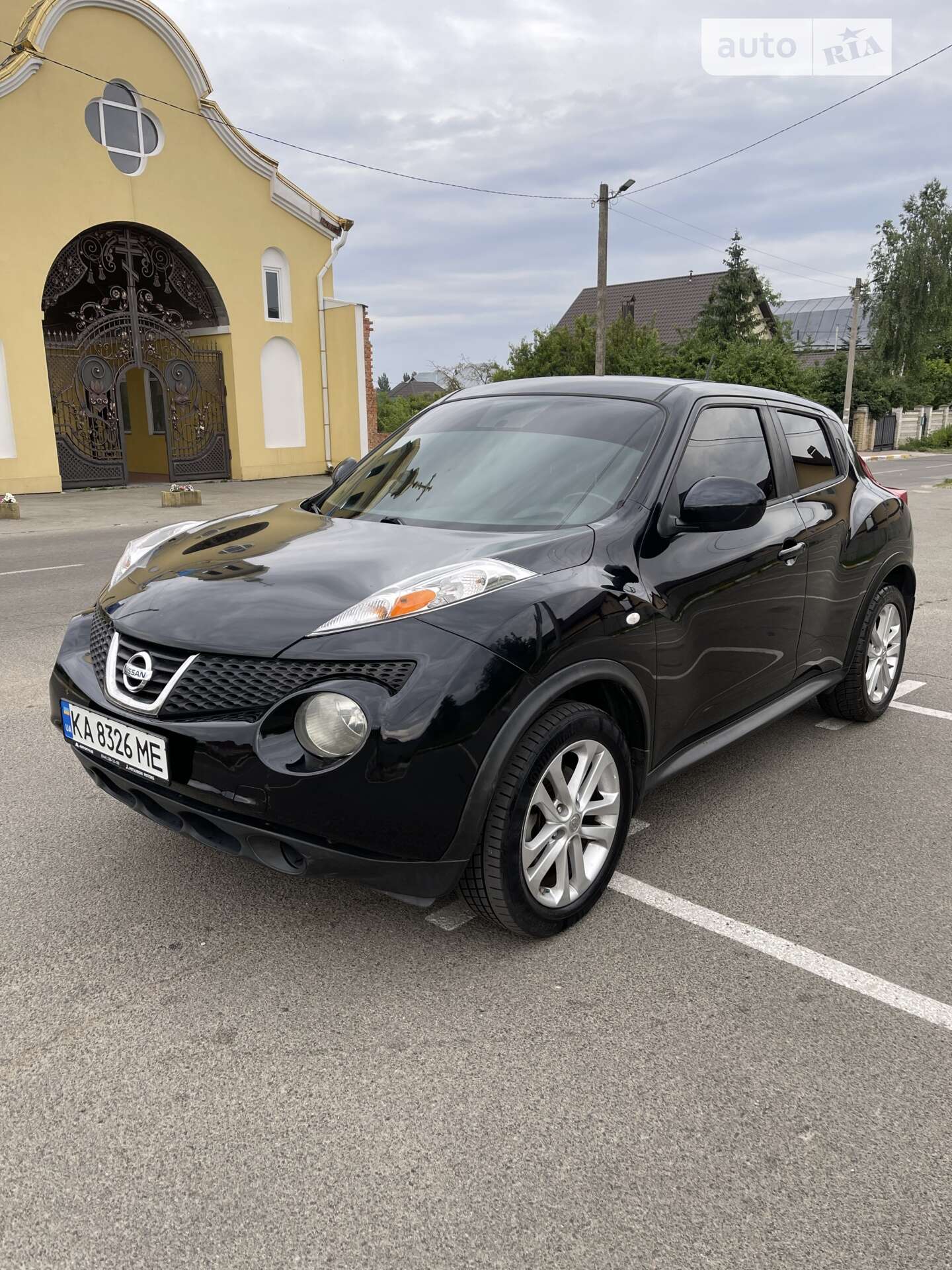 NISSAN JUKE 2011