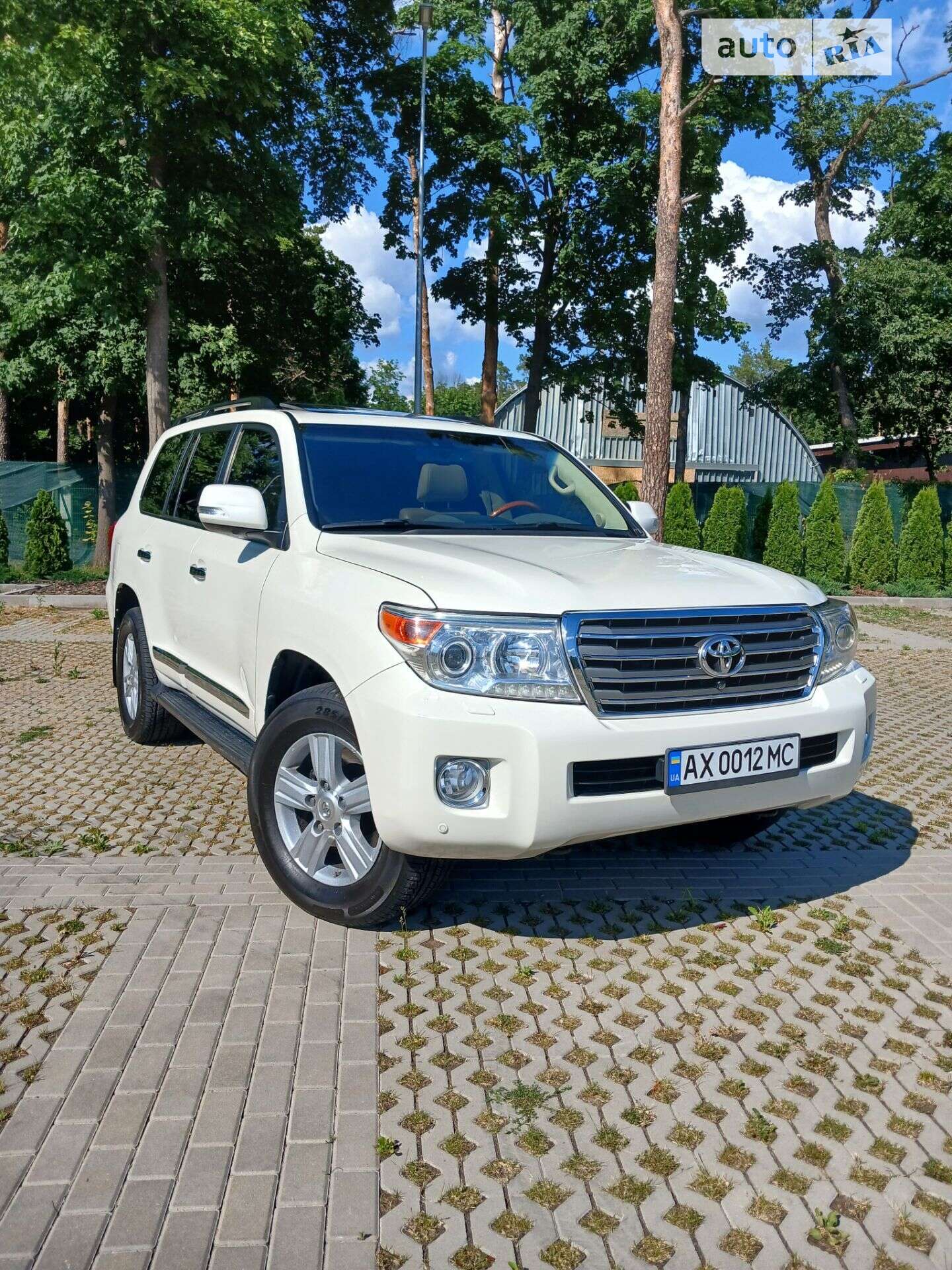Toyota Land Cruiser 2012