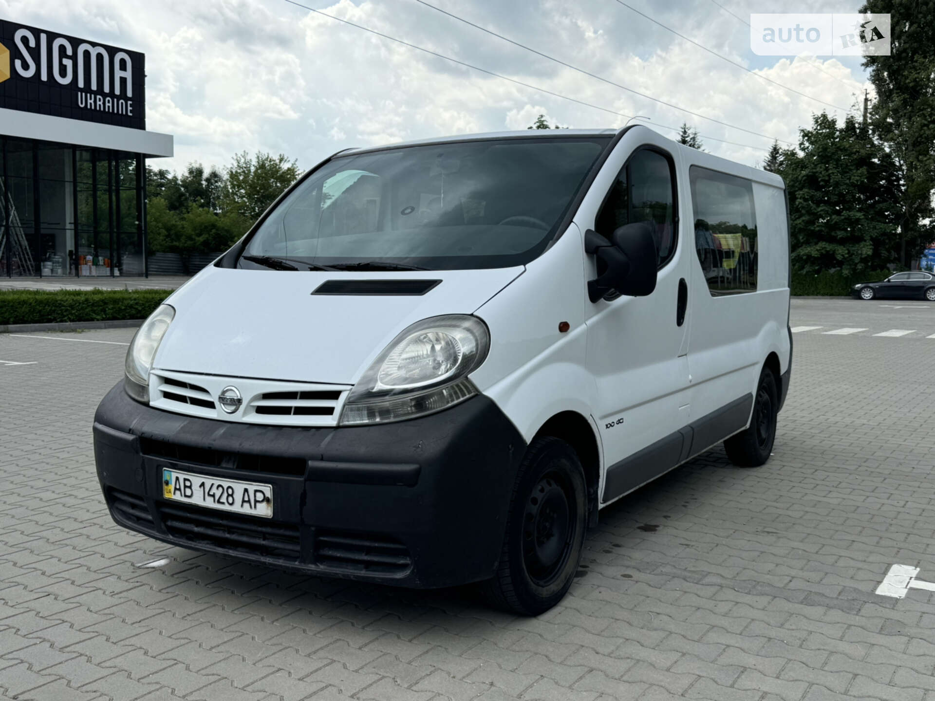 NISSAN PRIMASTAR 2004