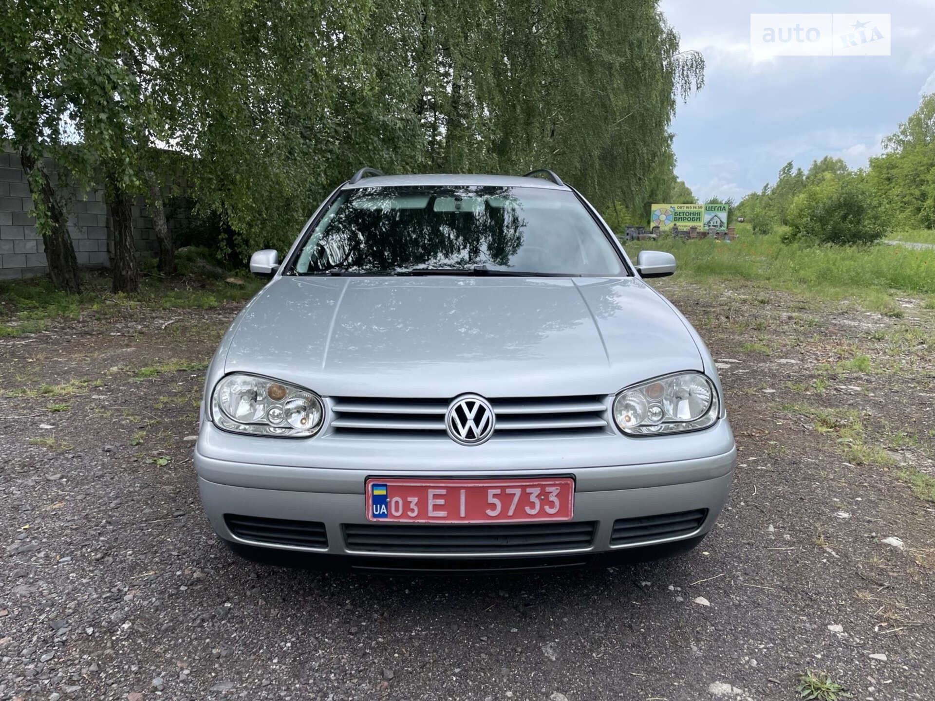VOLKSWAGEN GOLF 2002