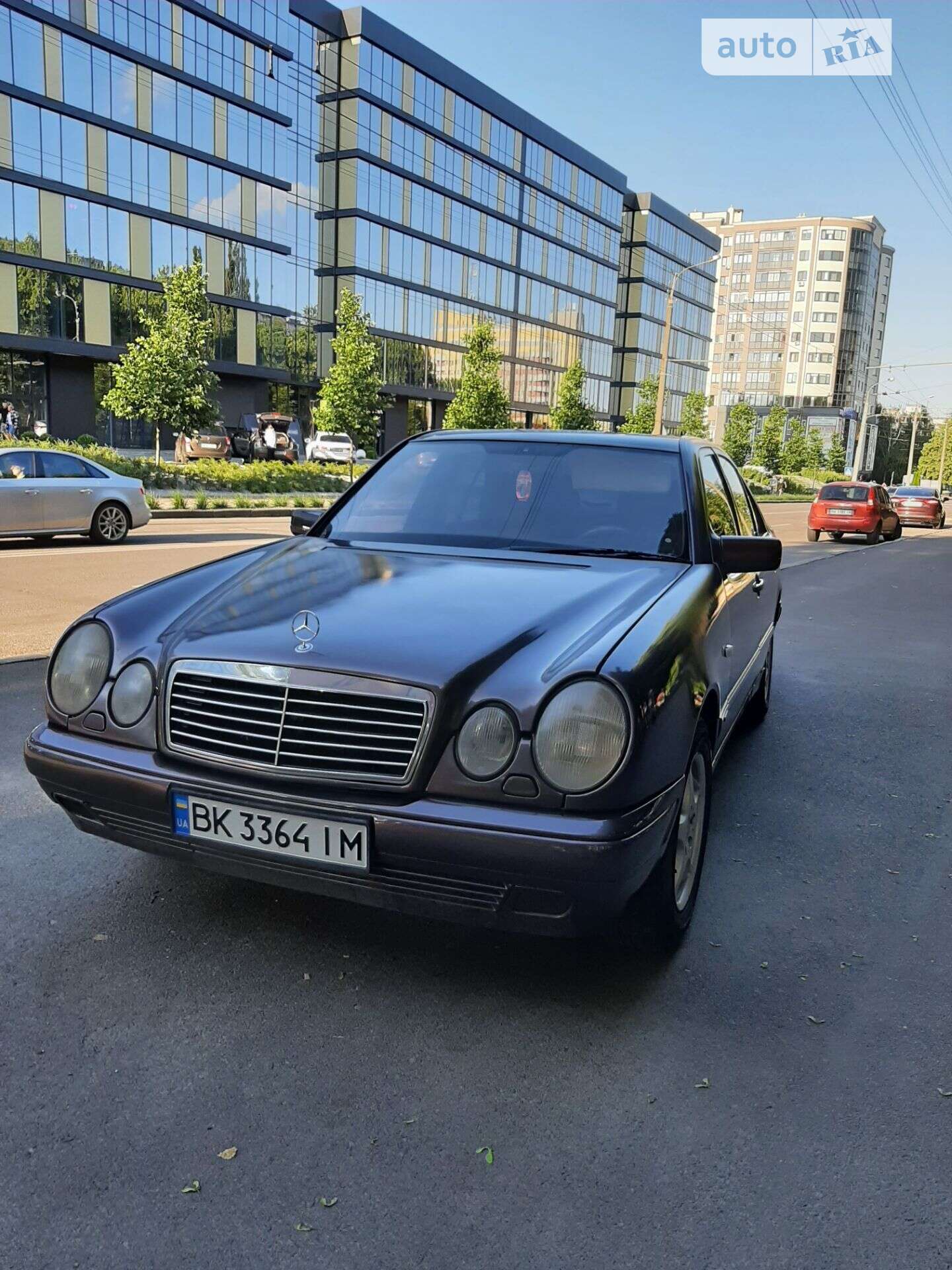 MERCEDES-BENZ E 280 1996