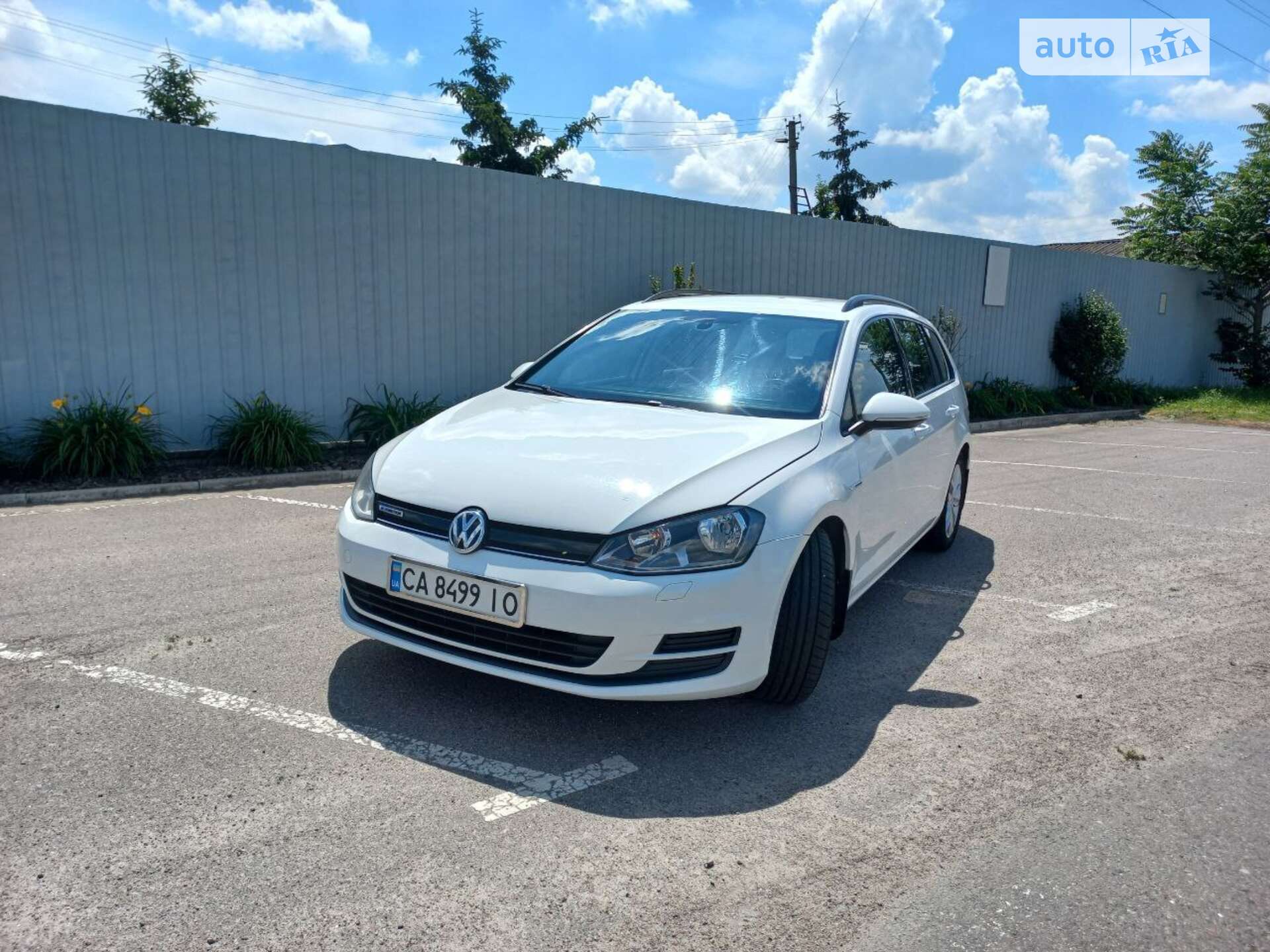 VOLKSWAGEN GOLF 2016