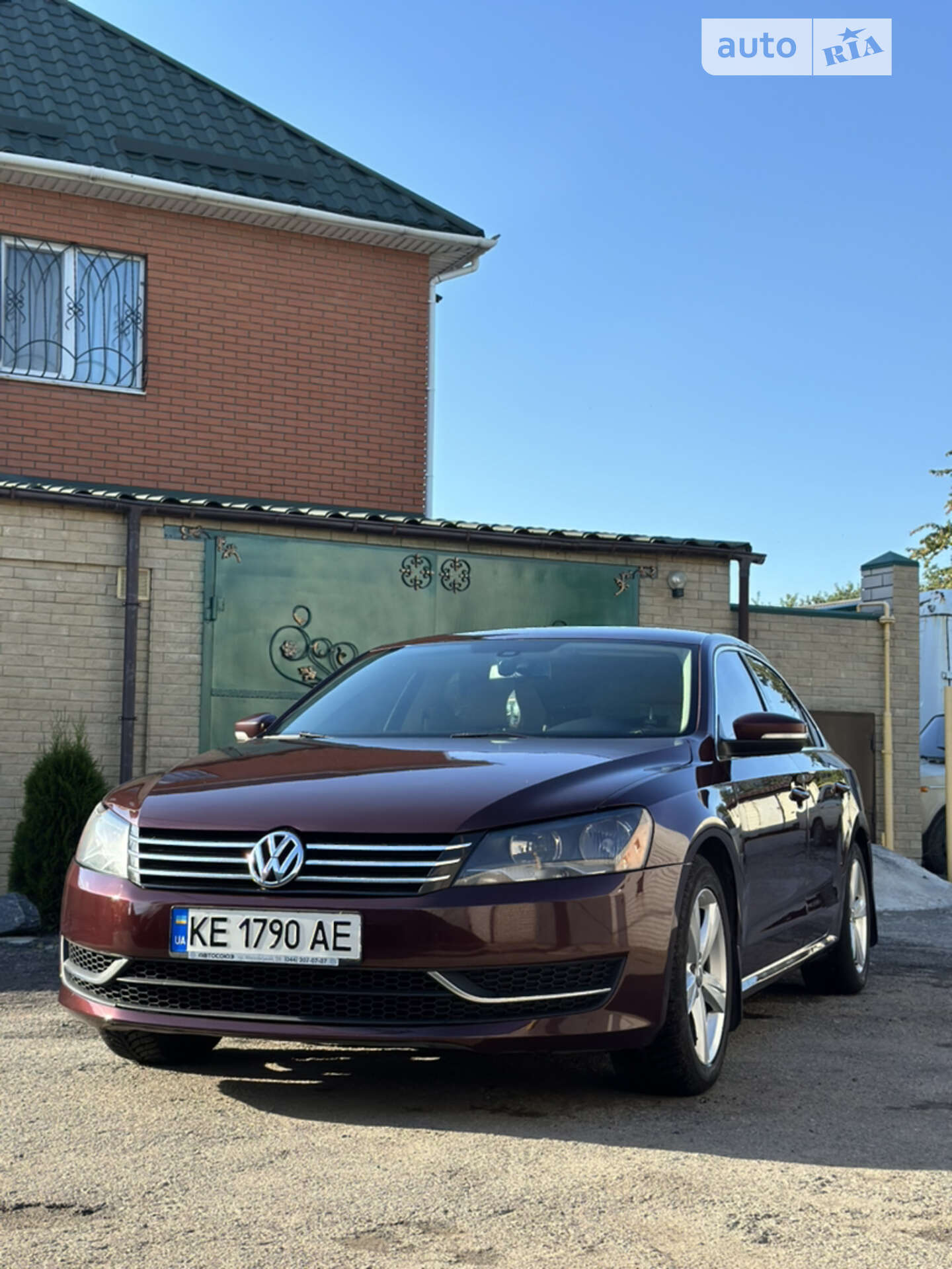 VOLKSWAGEN PASSAT 2013