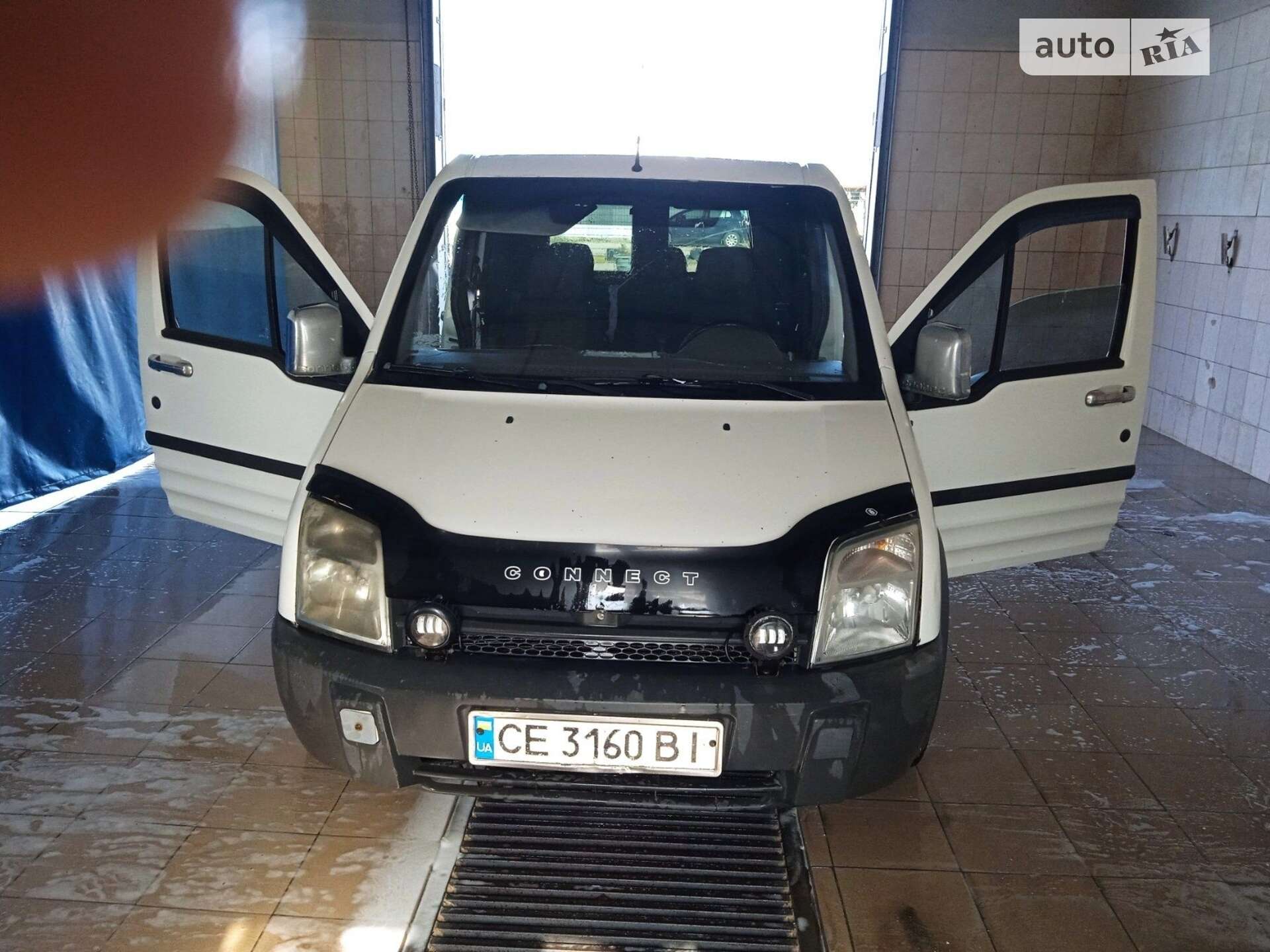 FORD TRANSIT CONNECT 2005