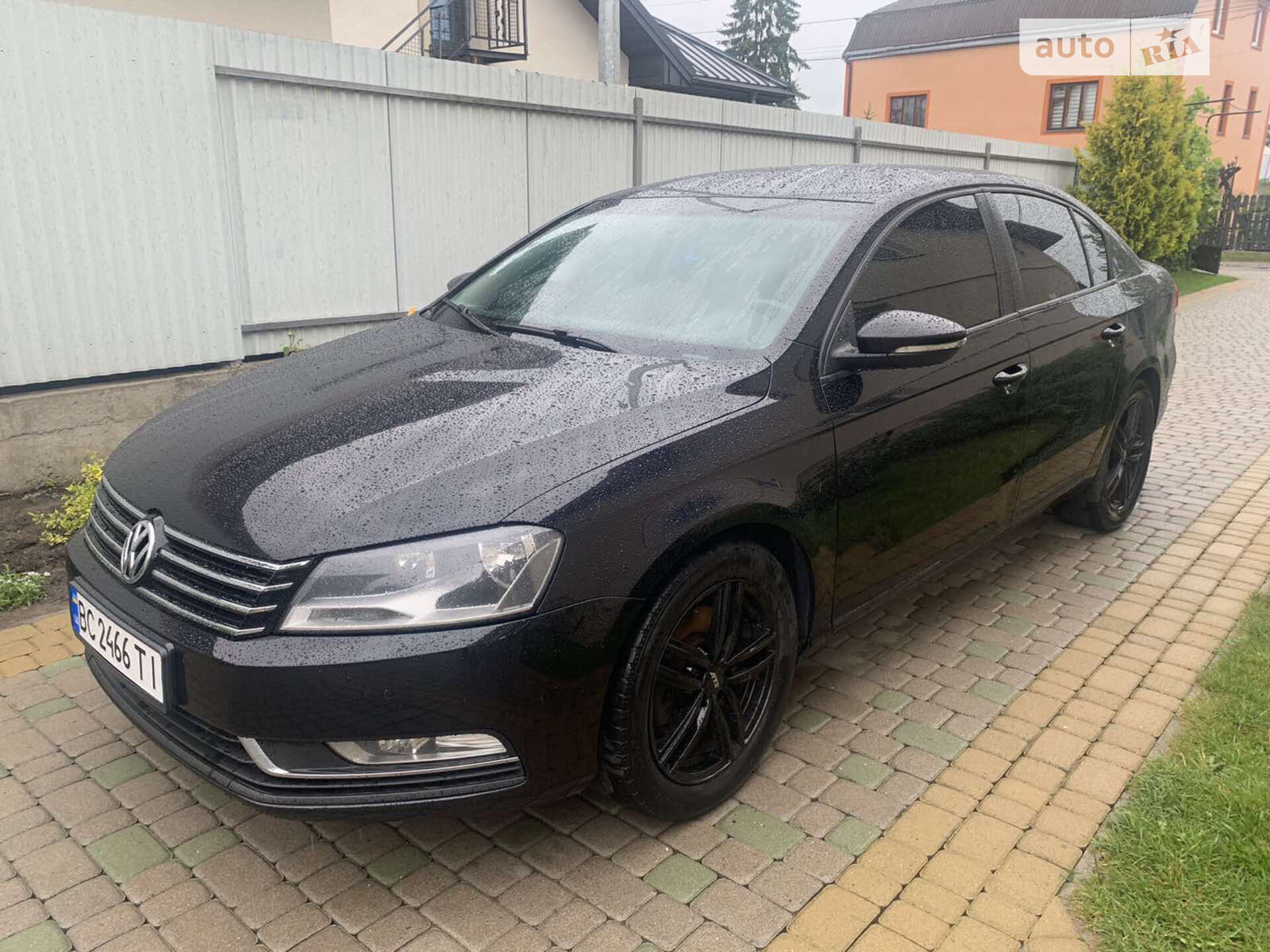 VOLKSWAGEN PASSAT 2014