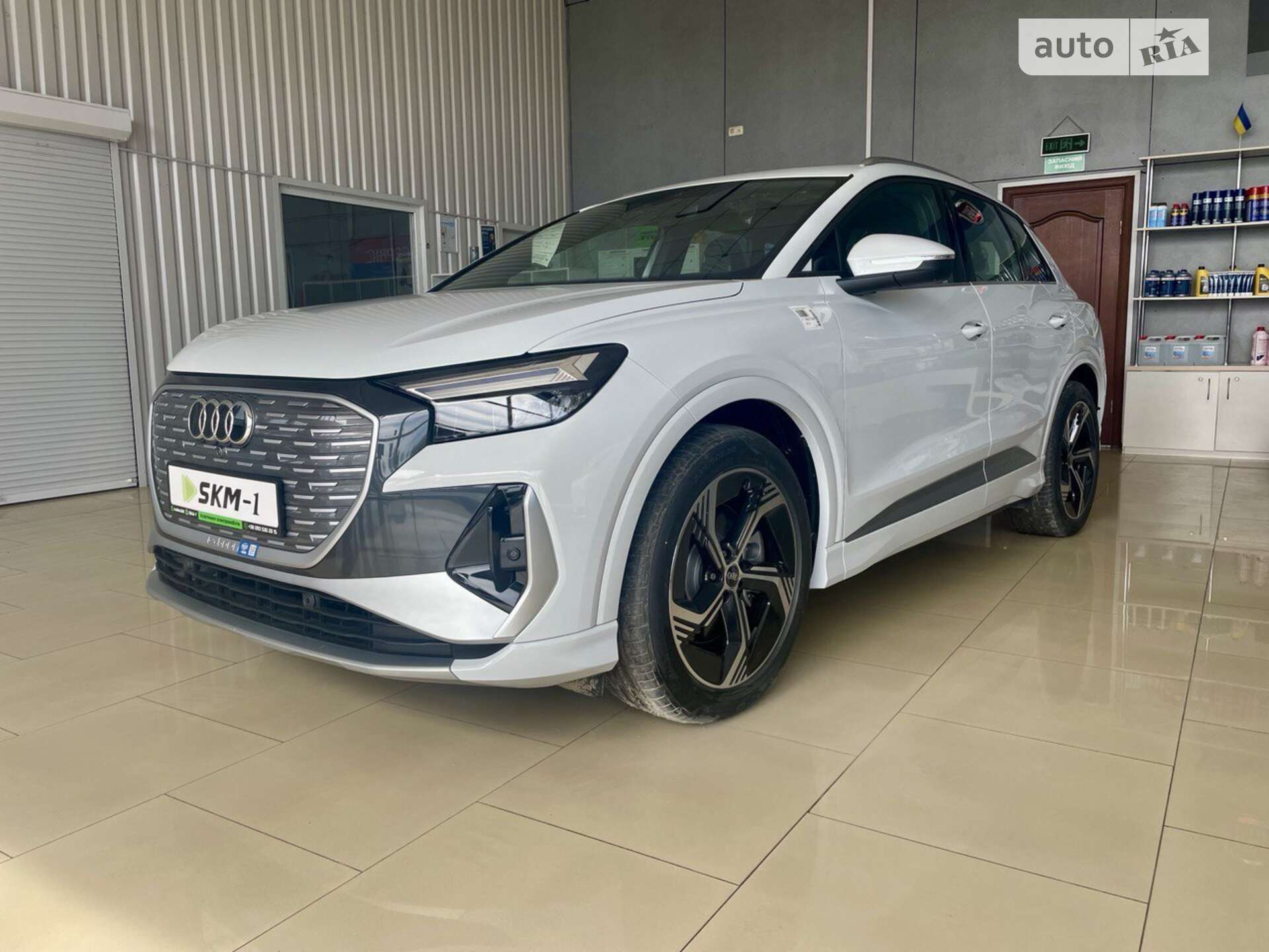 AUDI Q4 E-TRON 2024