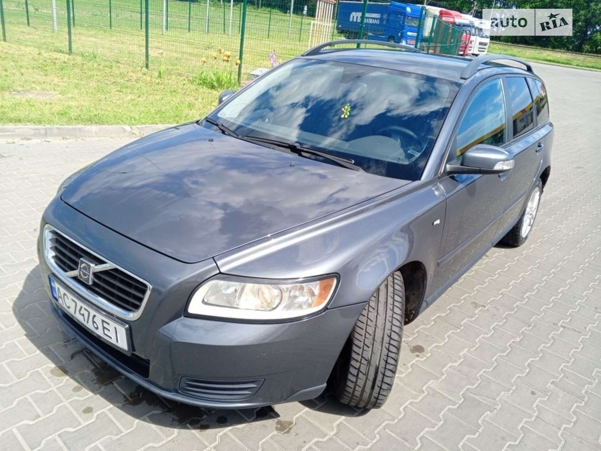 VOLVO V50 2009