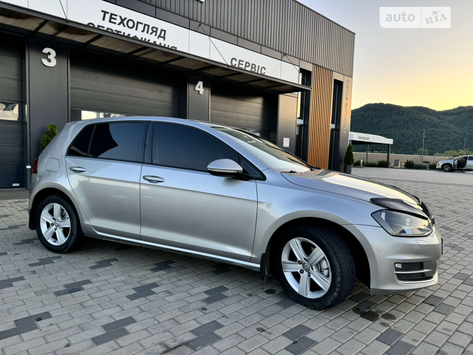 VOLKSWAGEN GOLF 2013