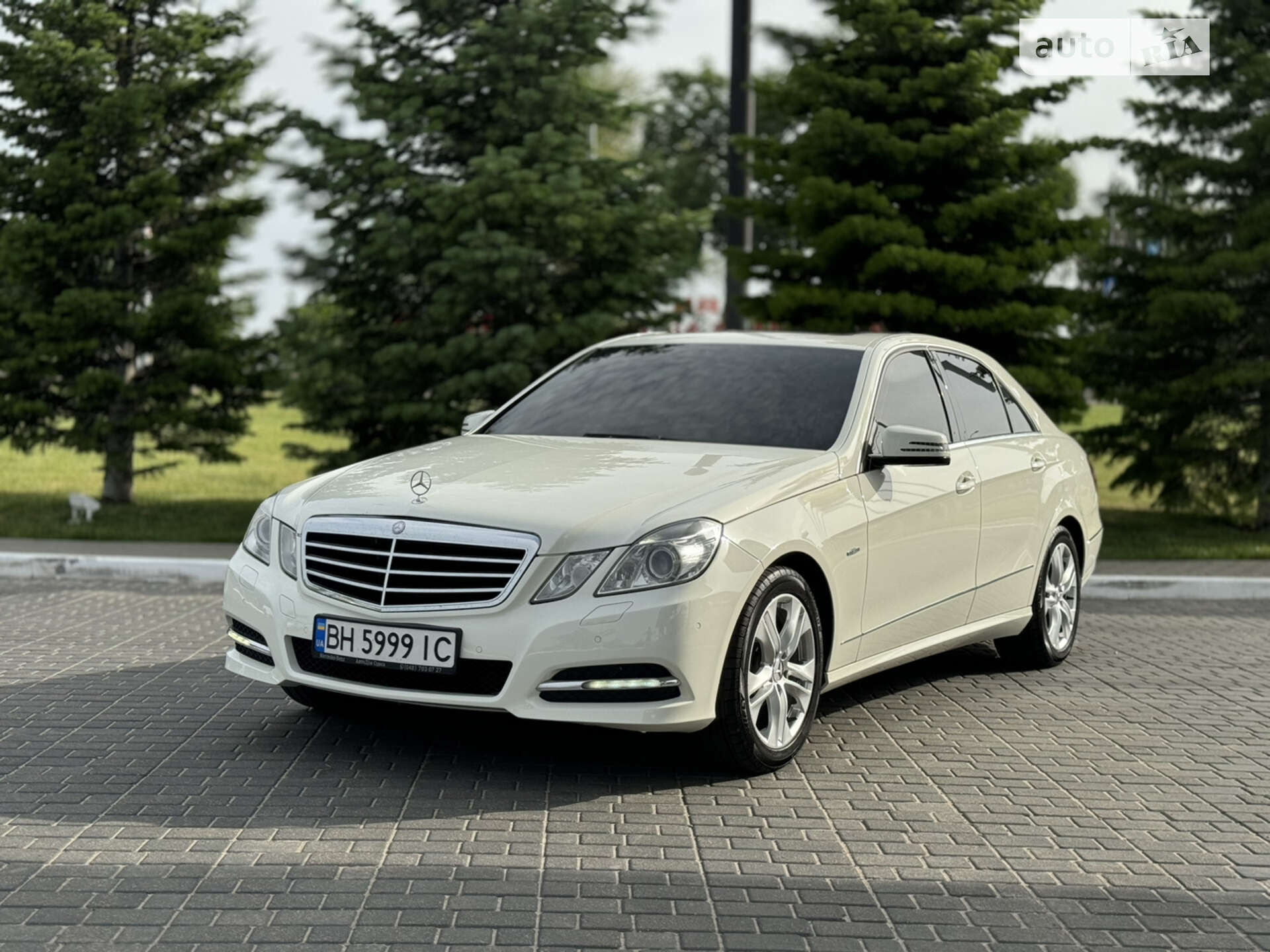 MERCEDES-BENZ E 220 CDI