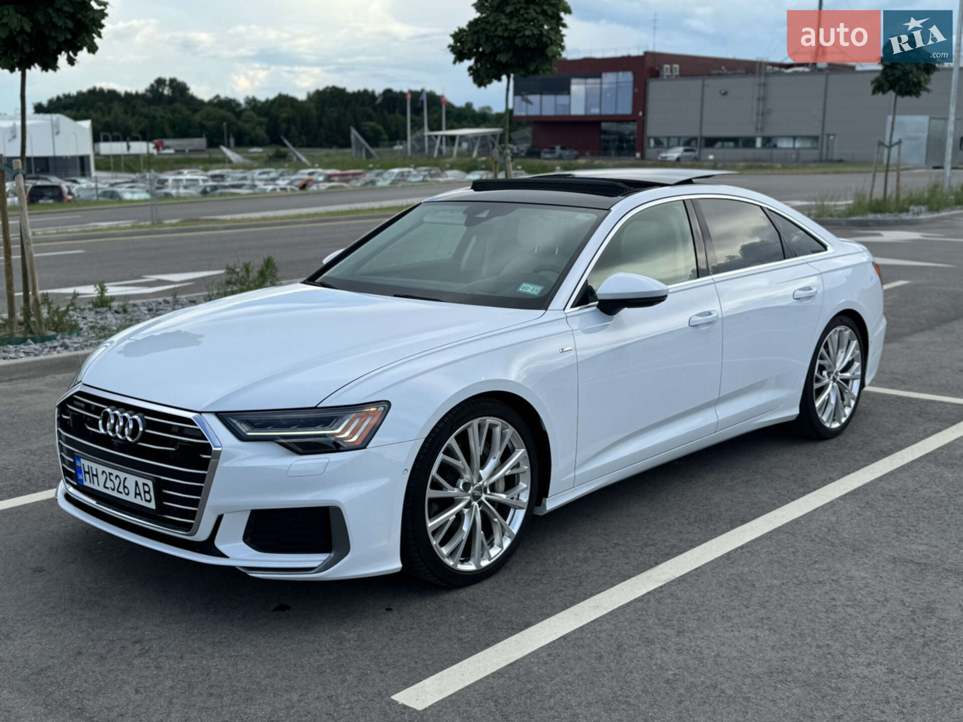 Головне фото звіту автомобіля AUDI A6 2018