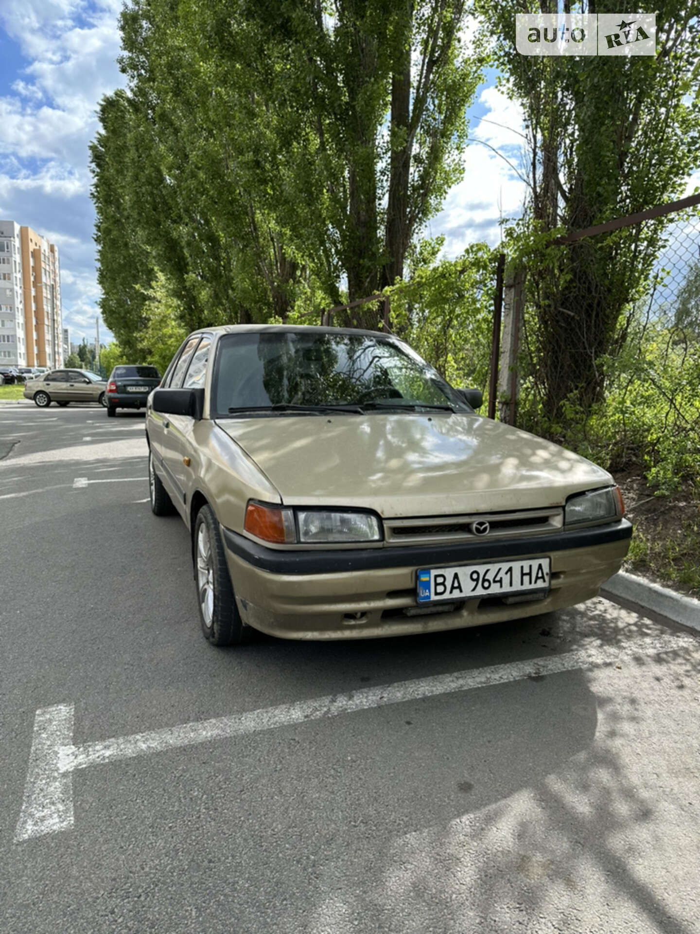 MAZDA 323 1.6 I 1994