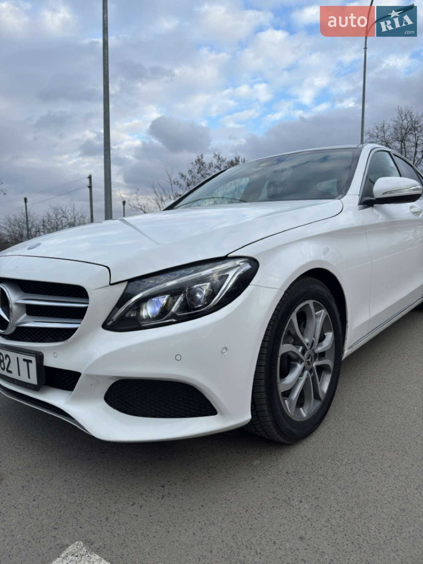 MERCEDES-BENZ C 180 2014