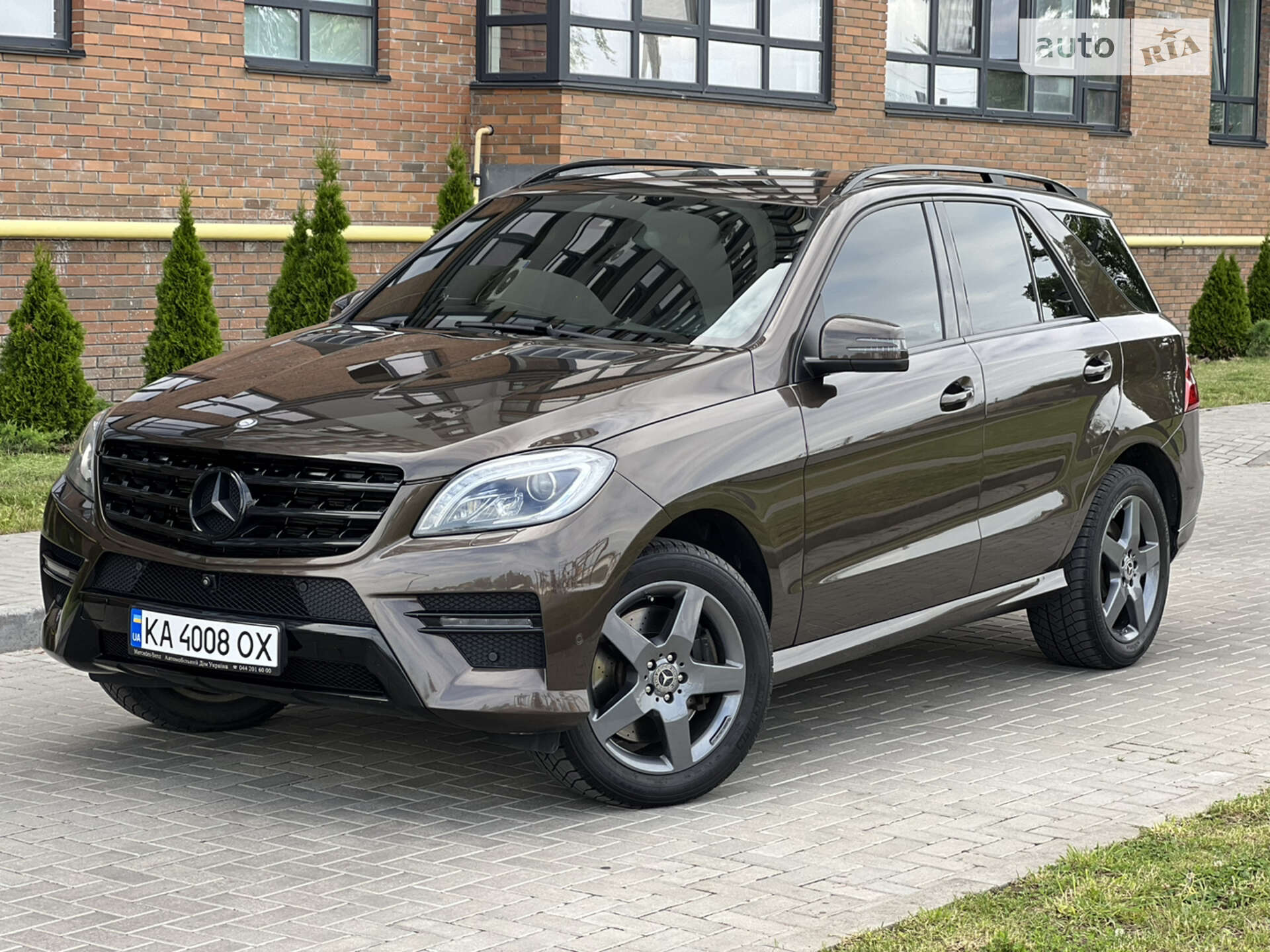 MERCEDES-BENZ ML 500