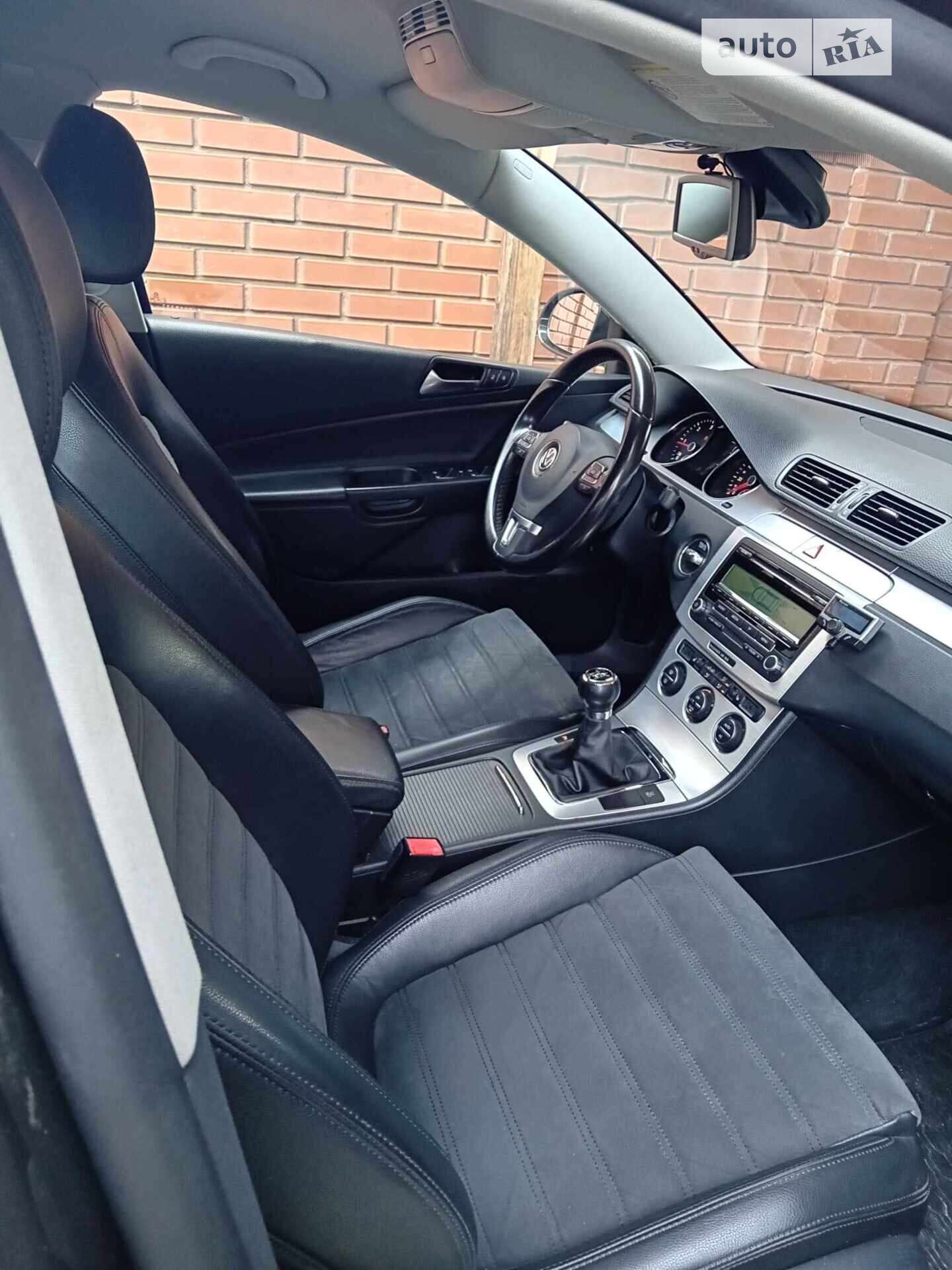 VOLKSWAGEN PASSAT 2009