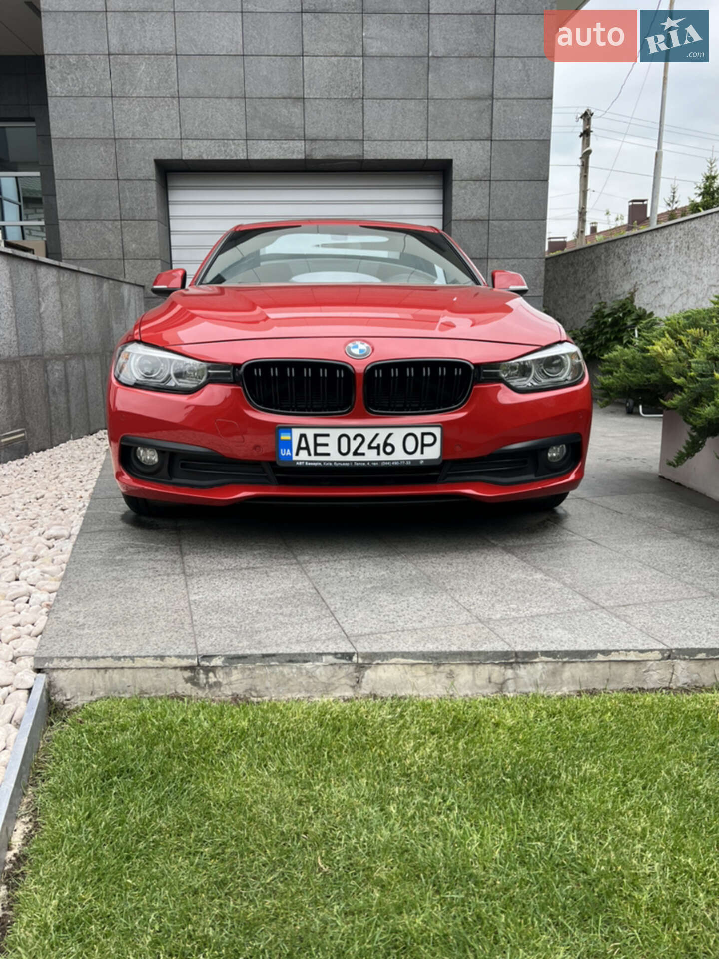 BMW 320ХI 2016