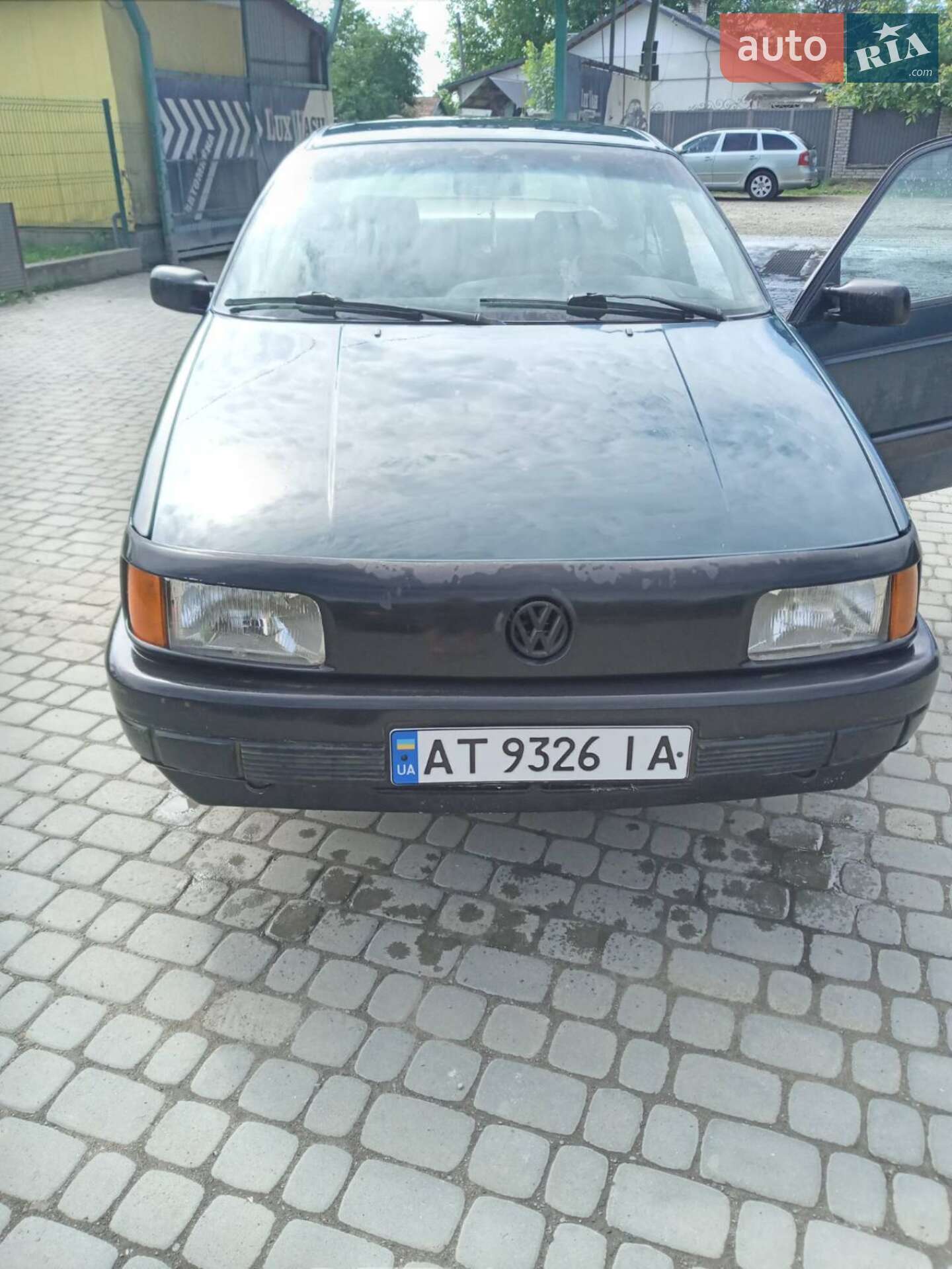 VOLKSWAGEN PASSAT 1990
