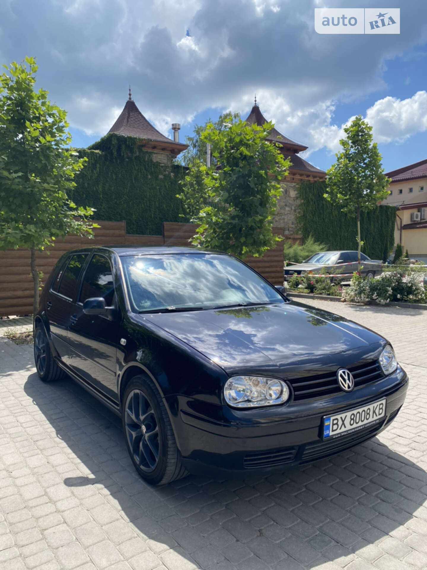 VOLKSWAGEN GOLF 2003