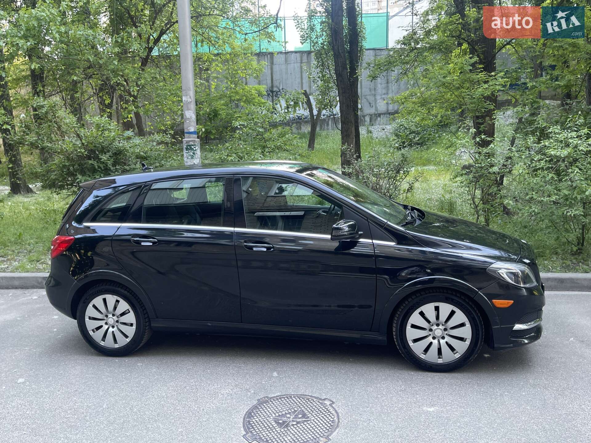 MERCEDES-BENZ B 250 2014