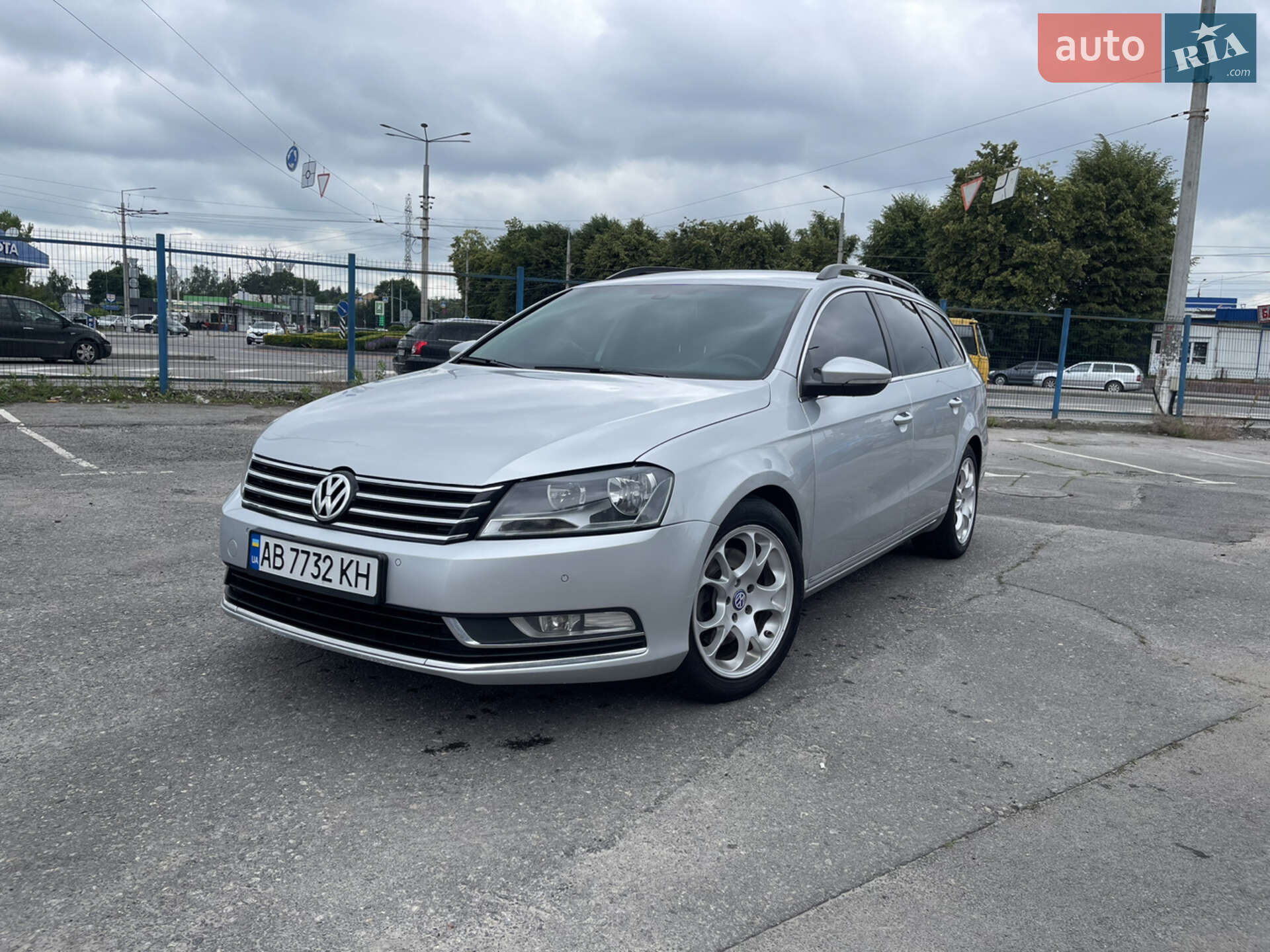 VOLKSWAGEN PASSAT 2013