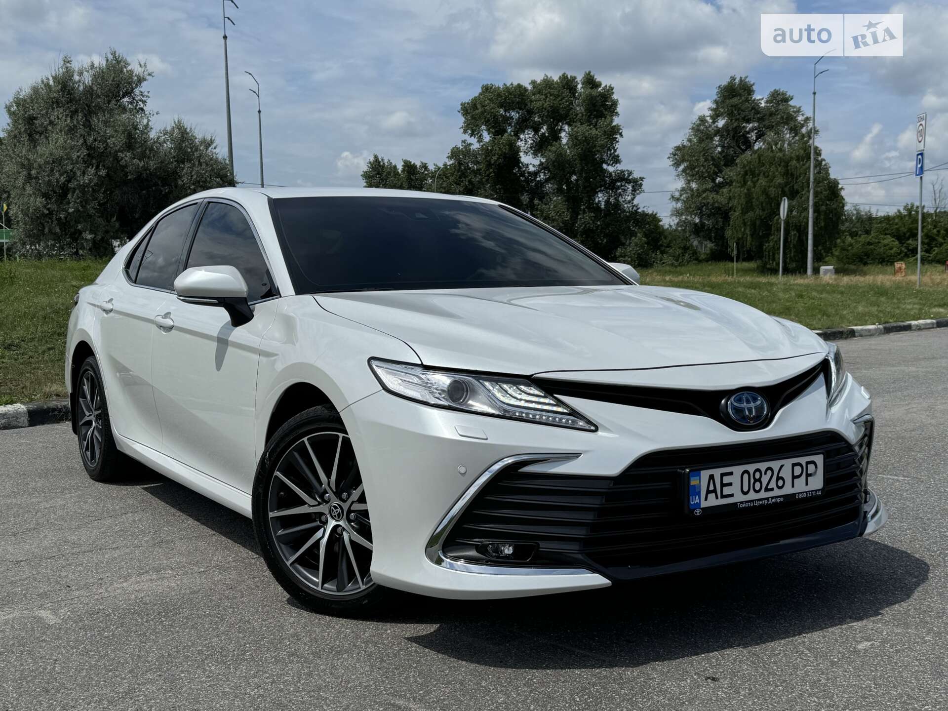 Головне фото звіту автомобіля TOYOTA CAMRY 2022