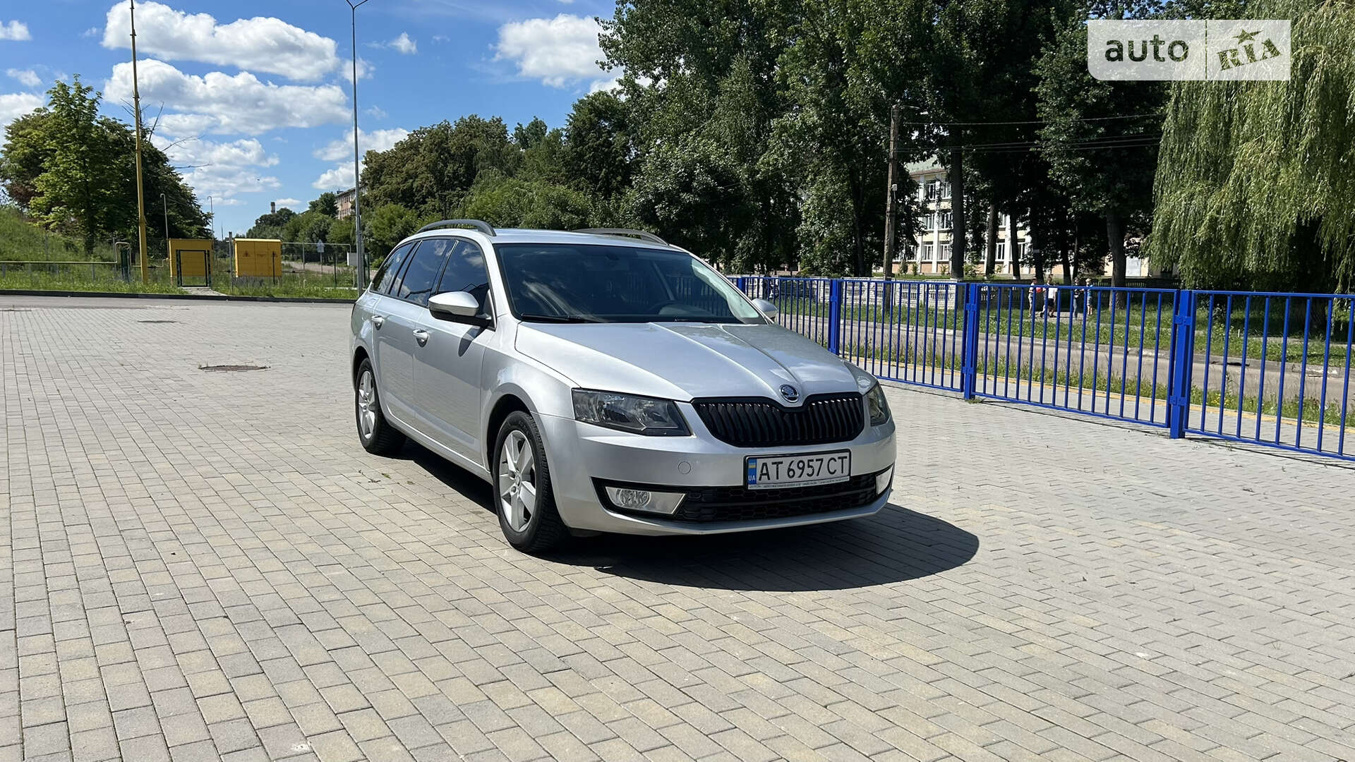 Головне фото звіту автомобіля SKODA OCTAVIA 2014