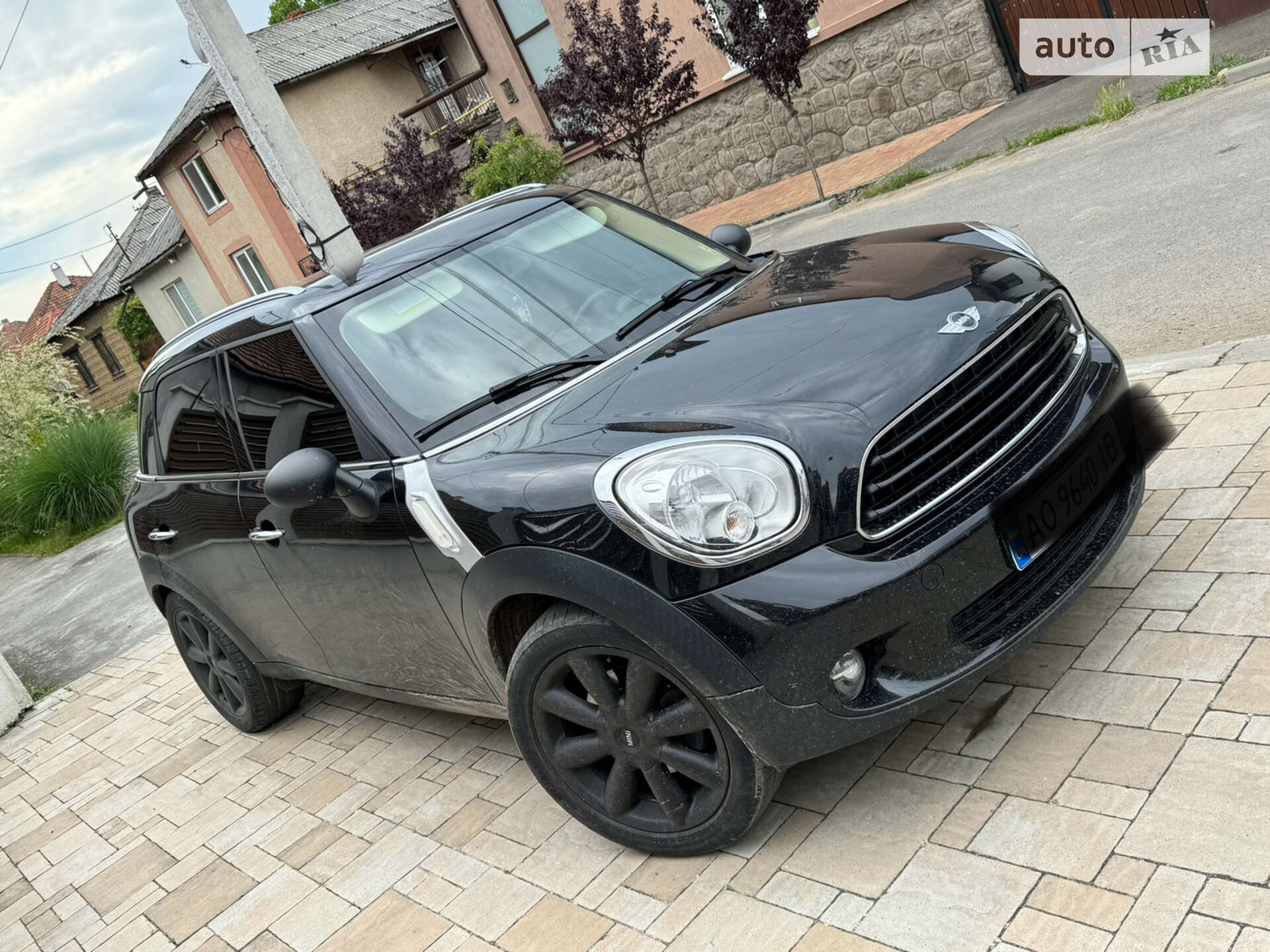 MINI ONE COUNTRYMAN 2012