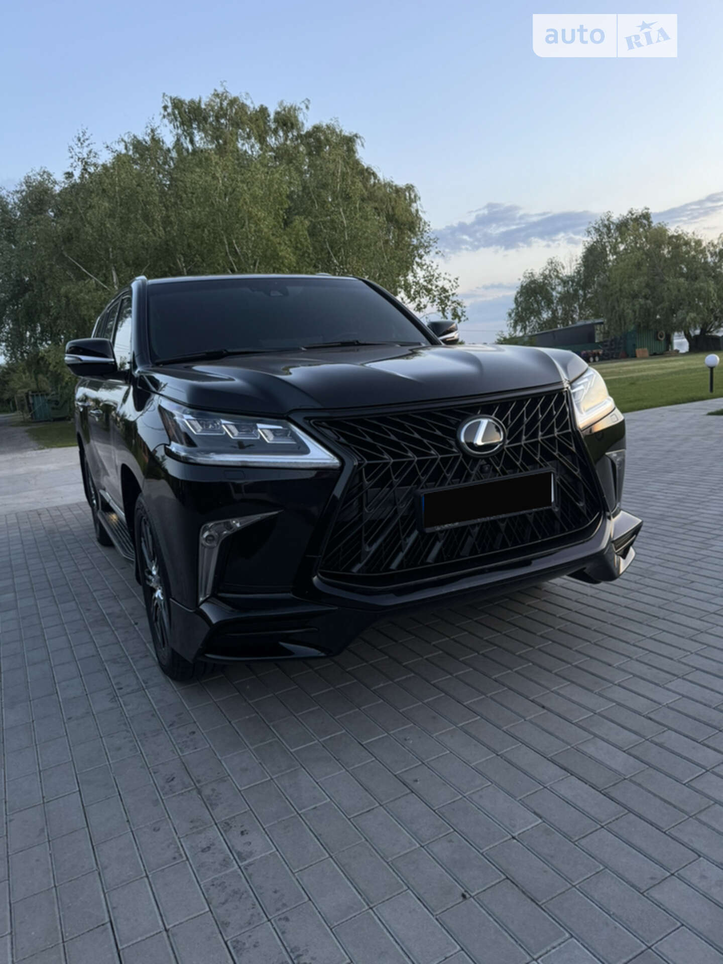 LEXUS LX 570 2017