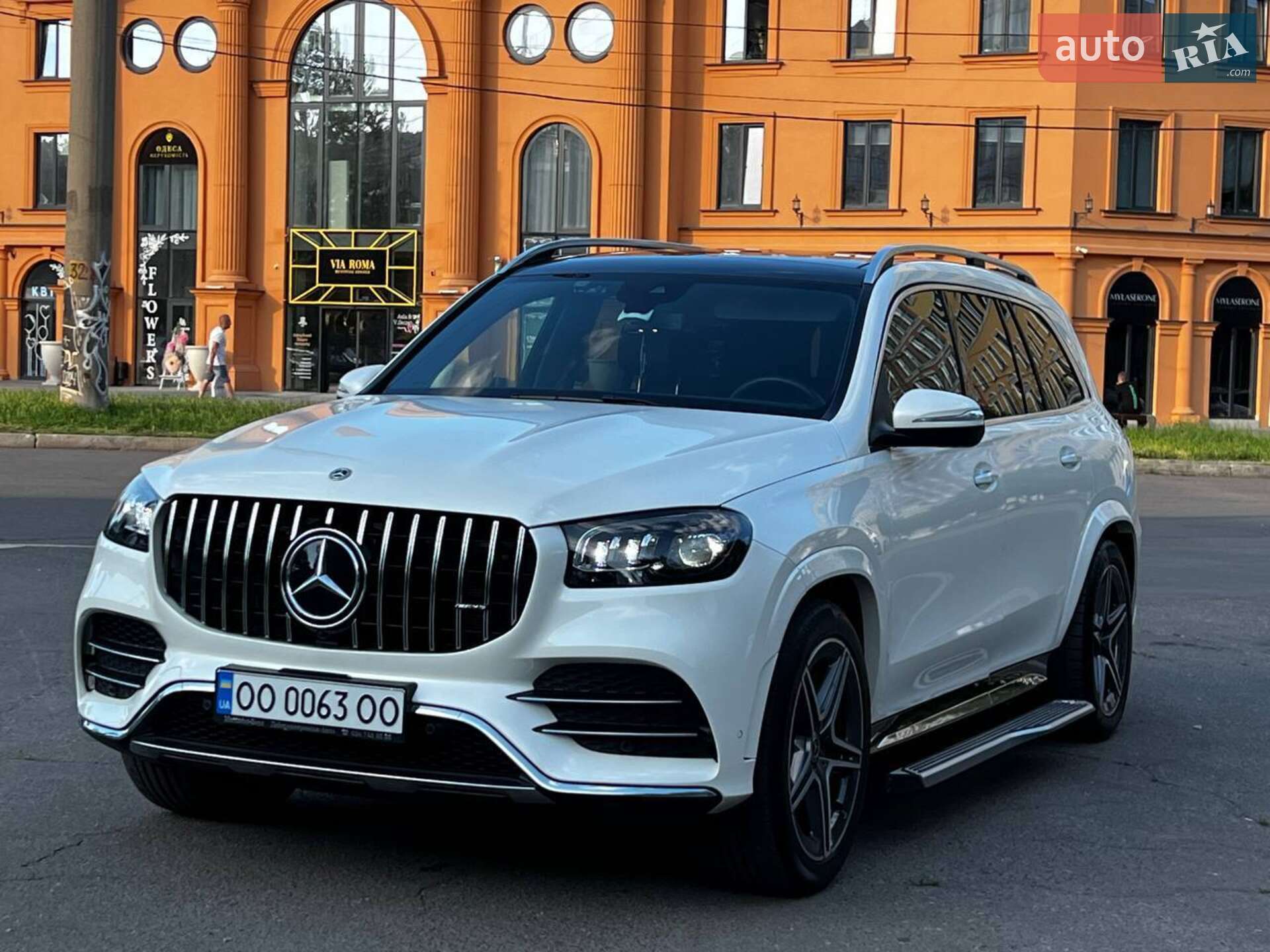 MERCEDES-BENZ GLS 400 D 2022