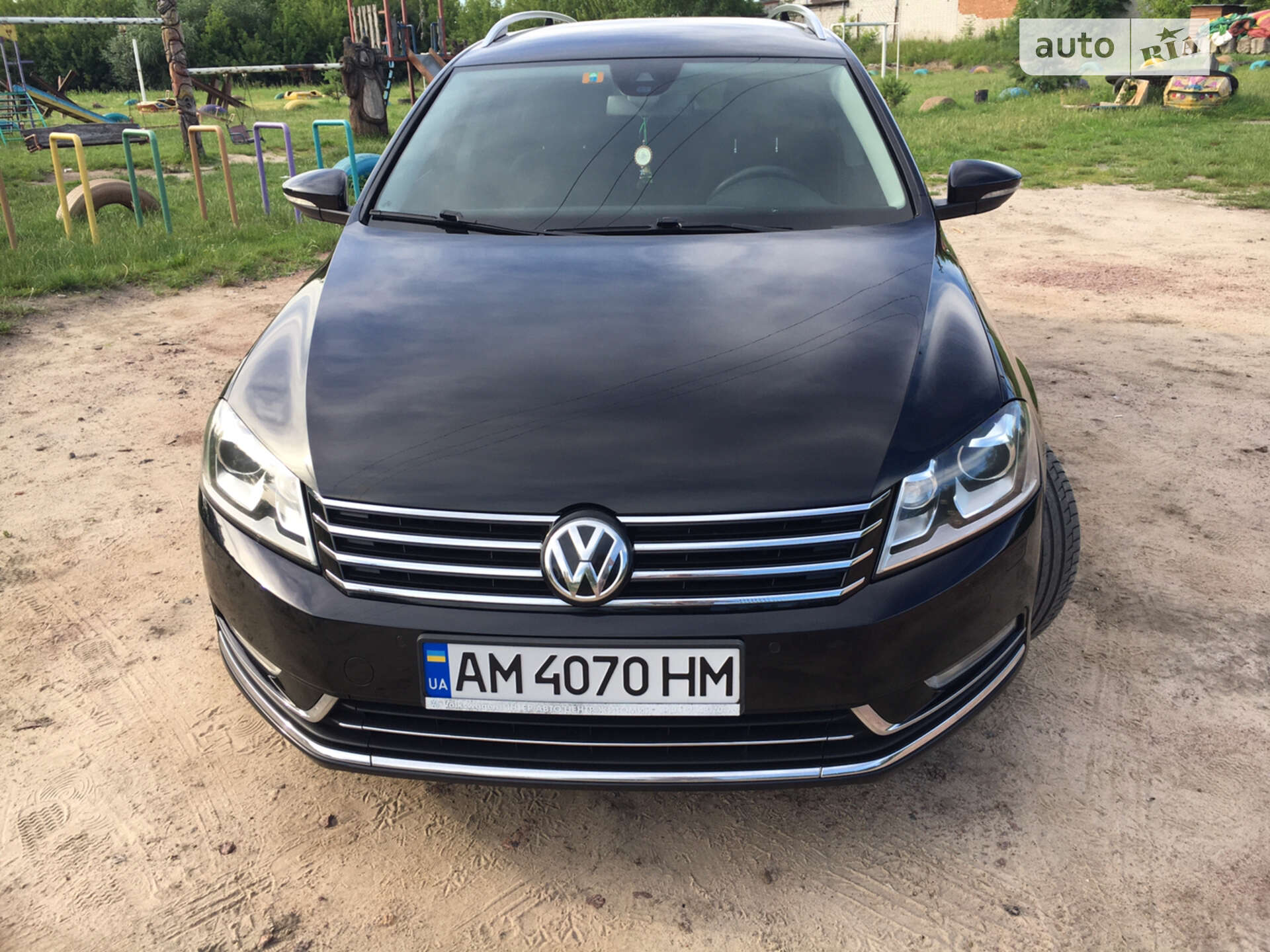 VOLKSWAGEN PASSAT 2013