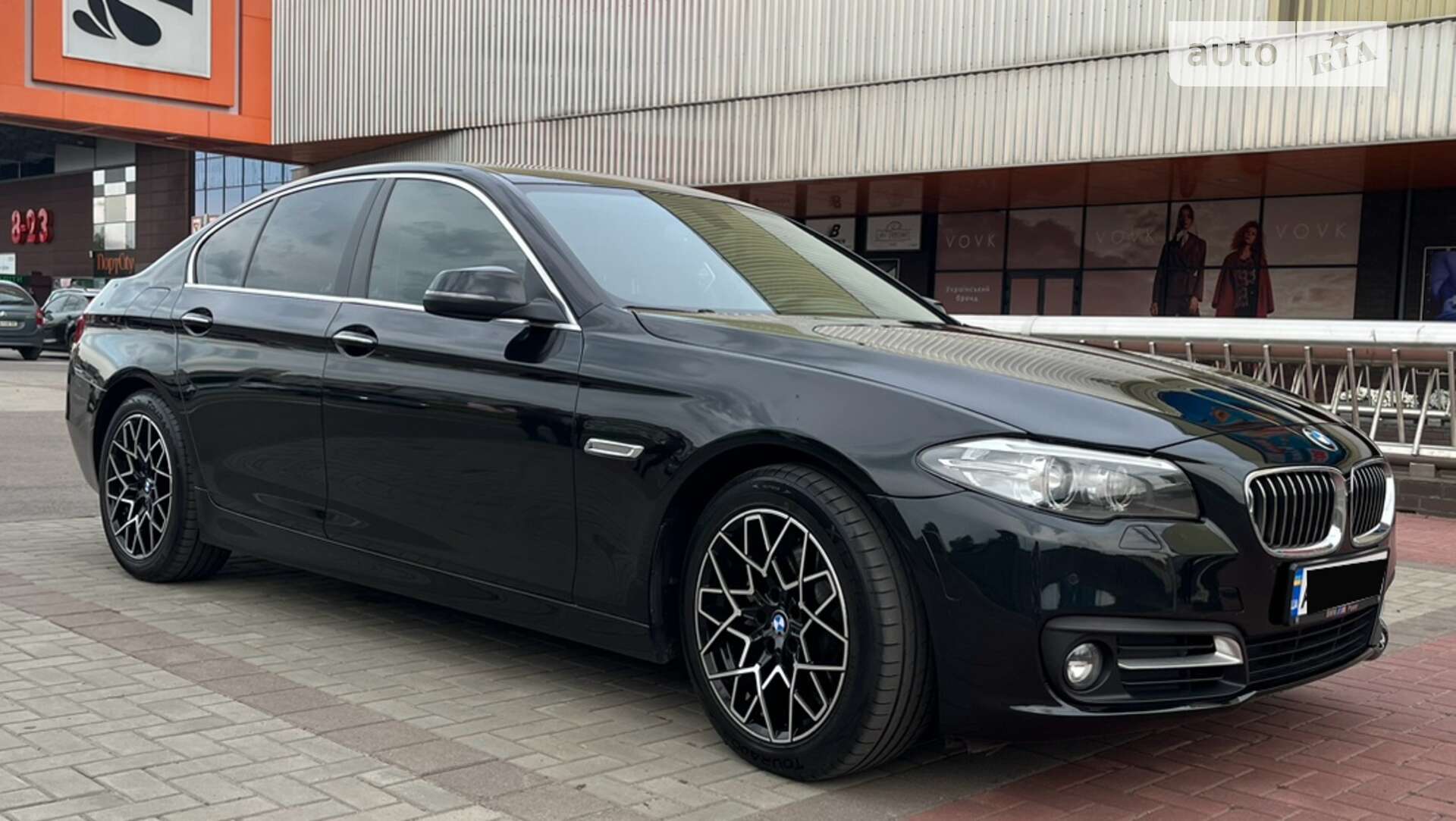 BMW 528XI 2016