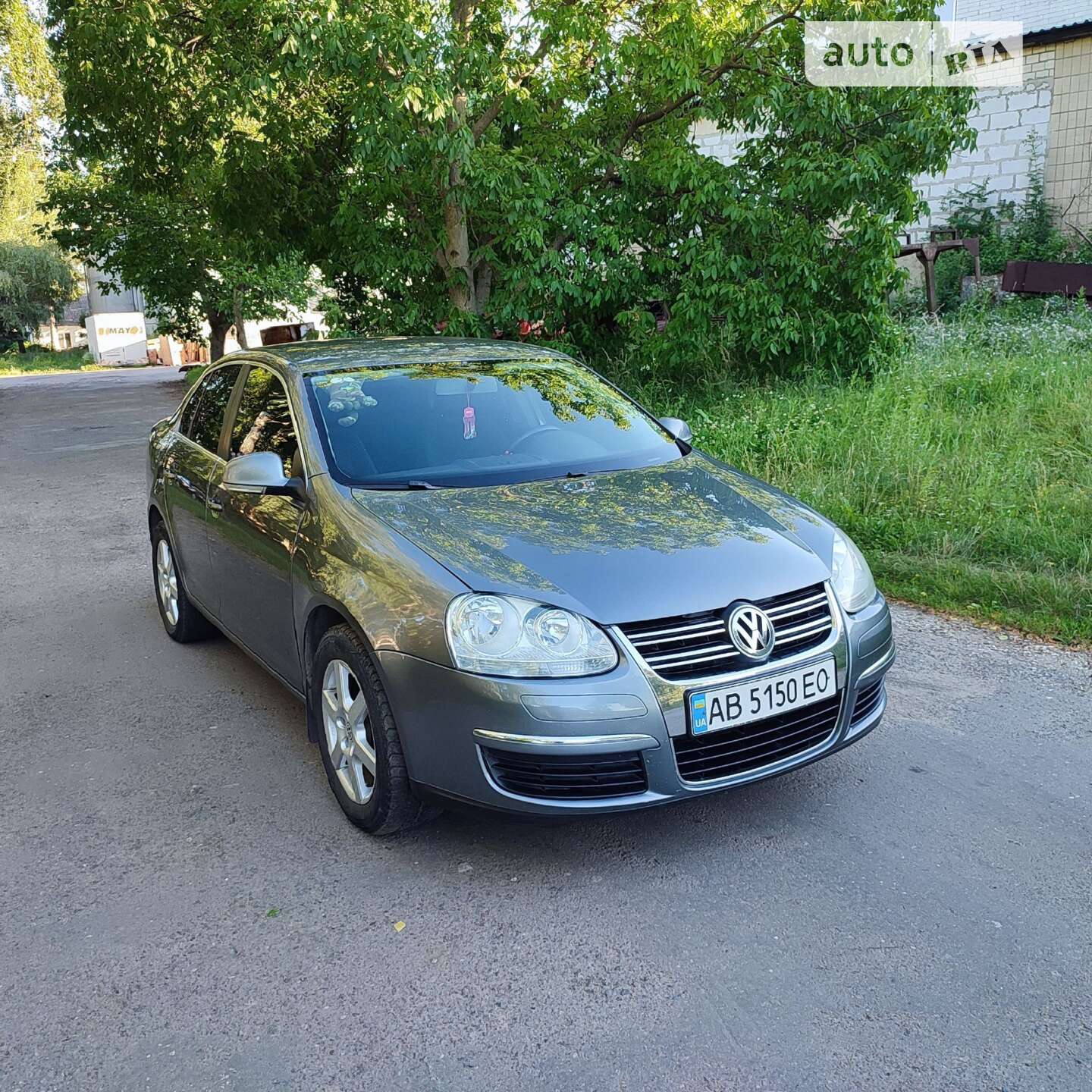VOLKSWAGEN JETTA 2009