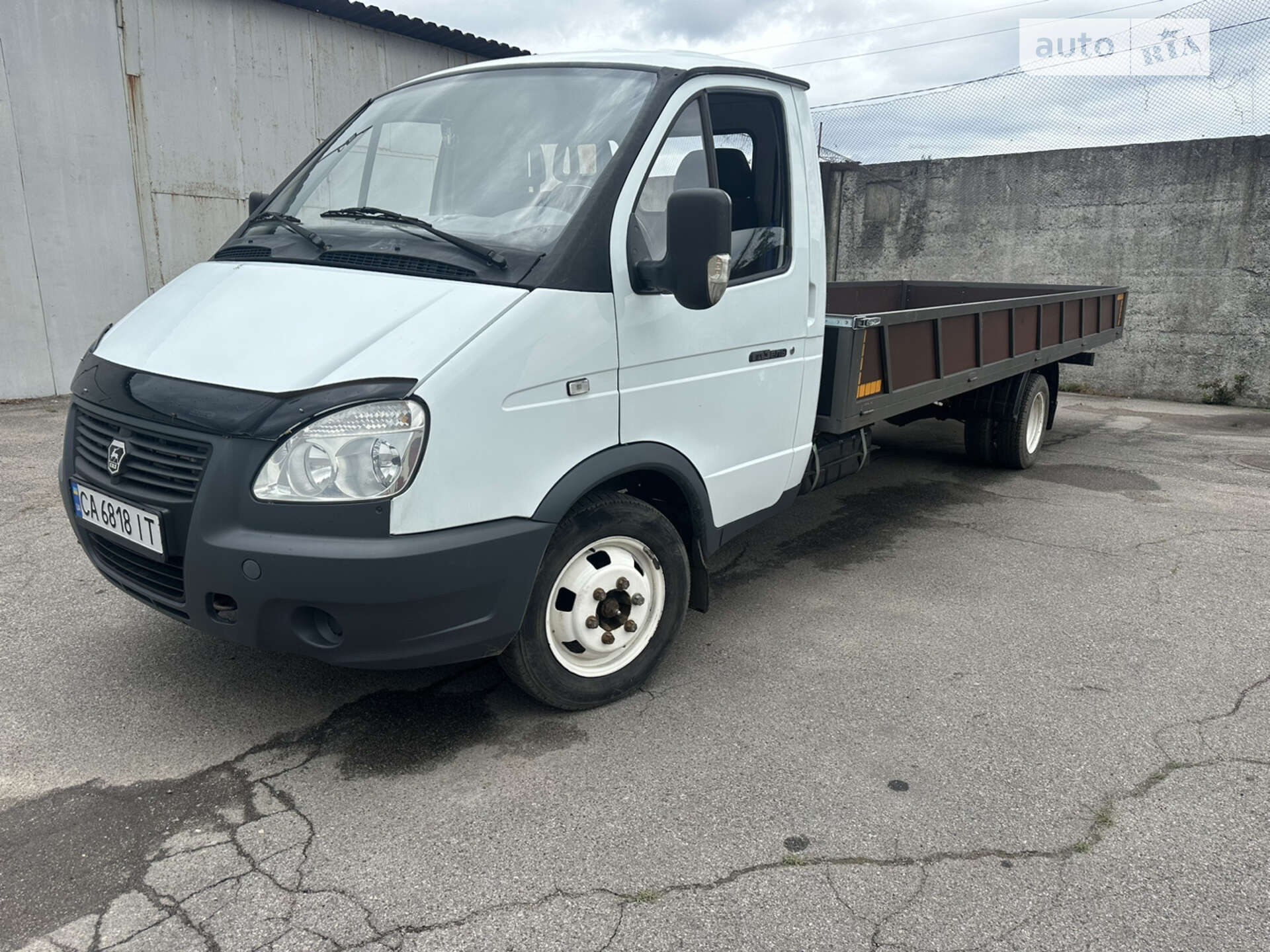 ГАЗ 2705