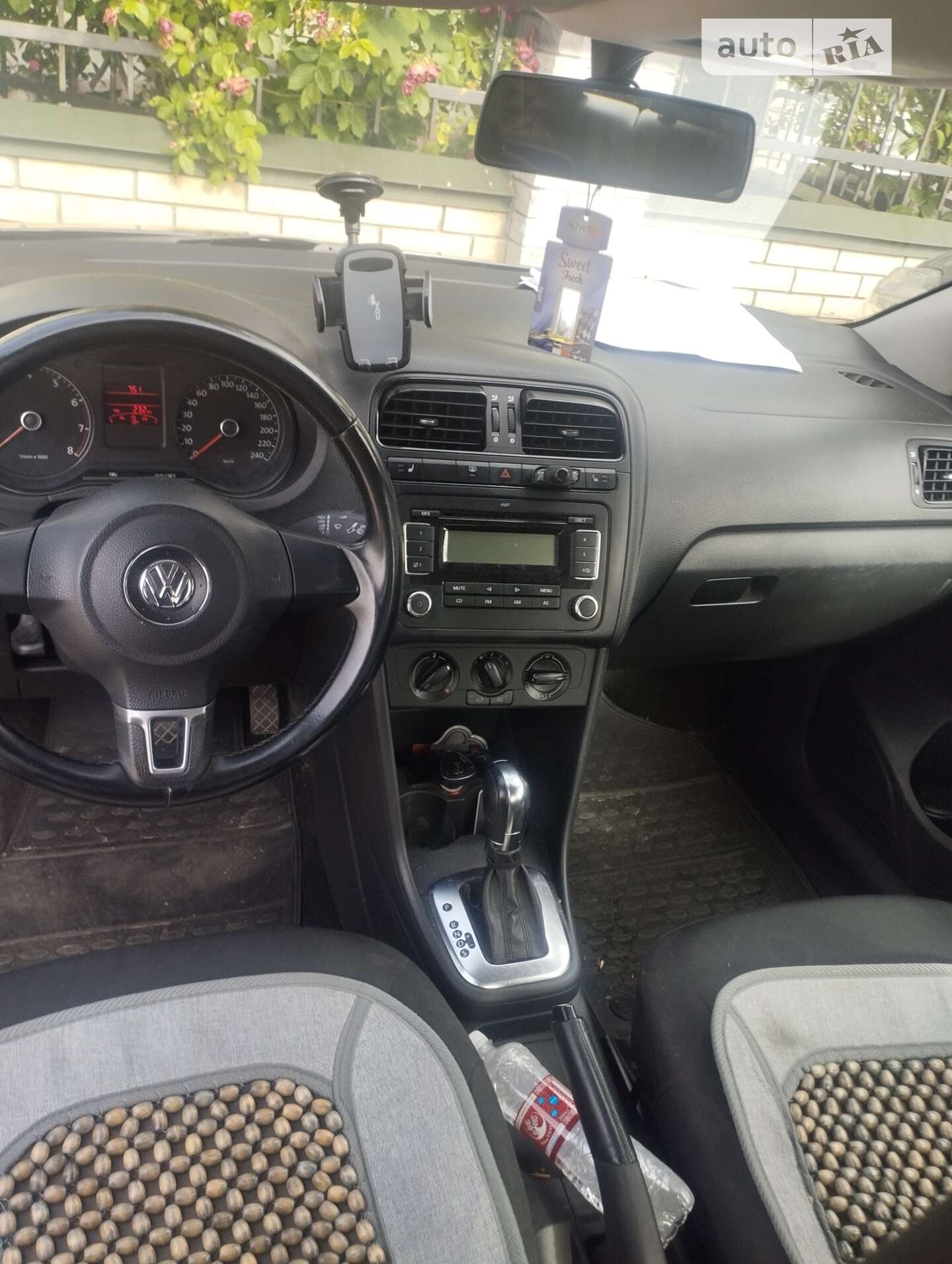 VOLKSWAGEN POLO 2012