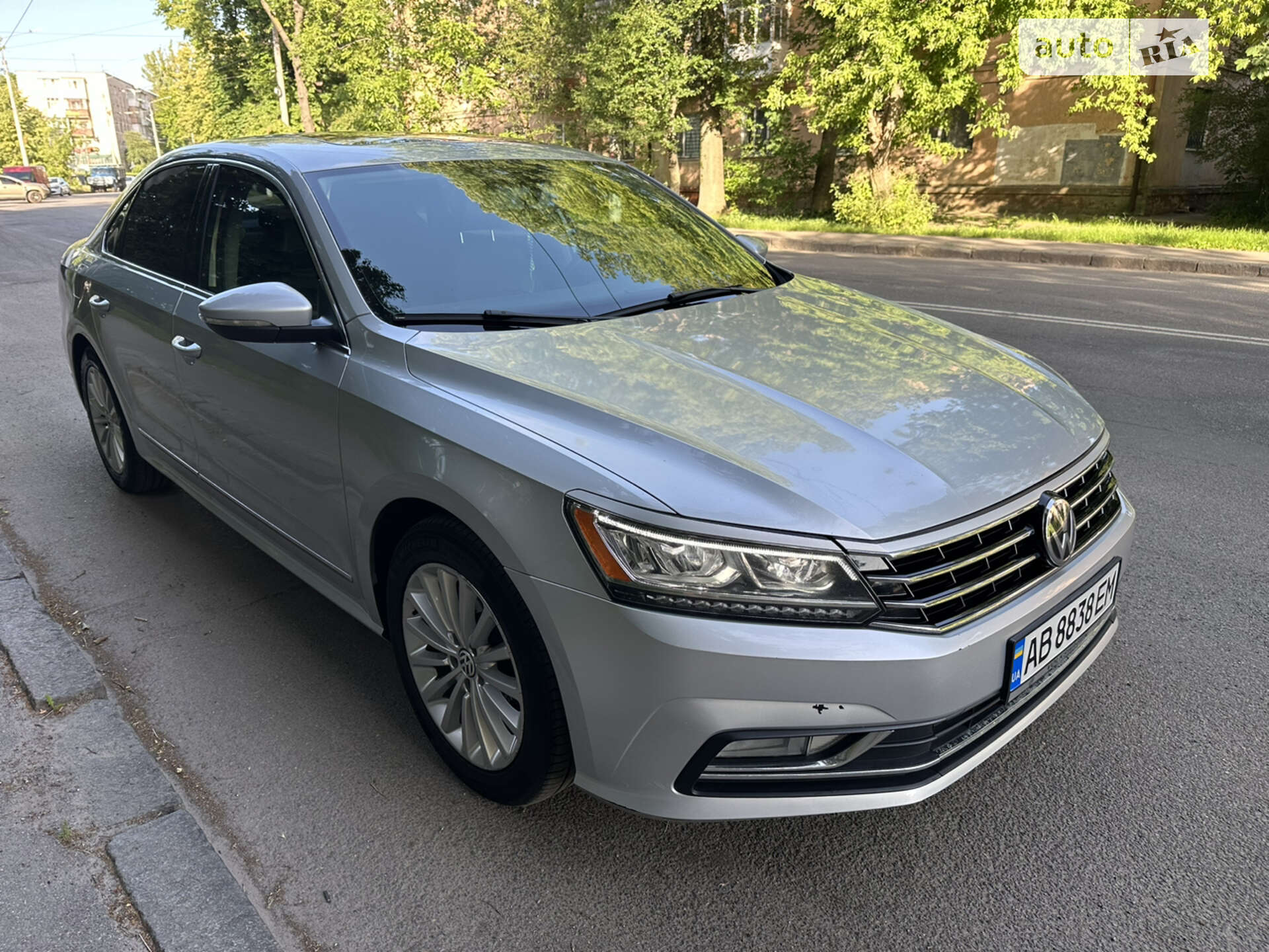 VOLKSWAGEN PASSAT 2015